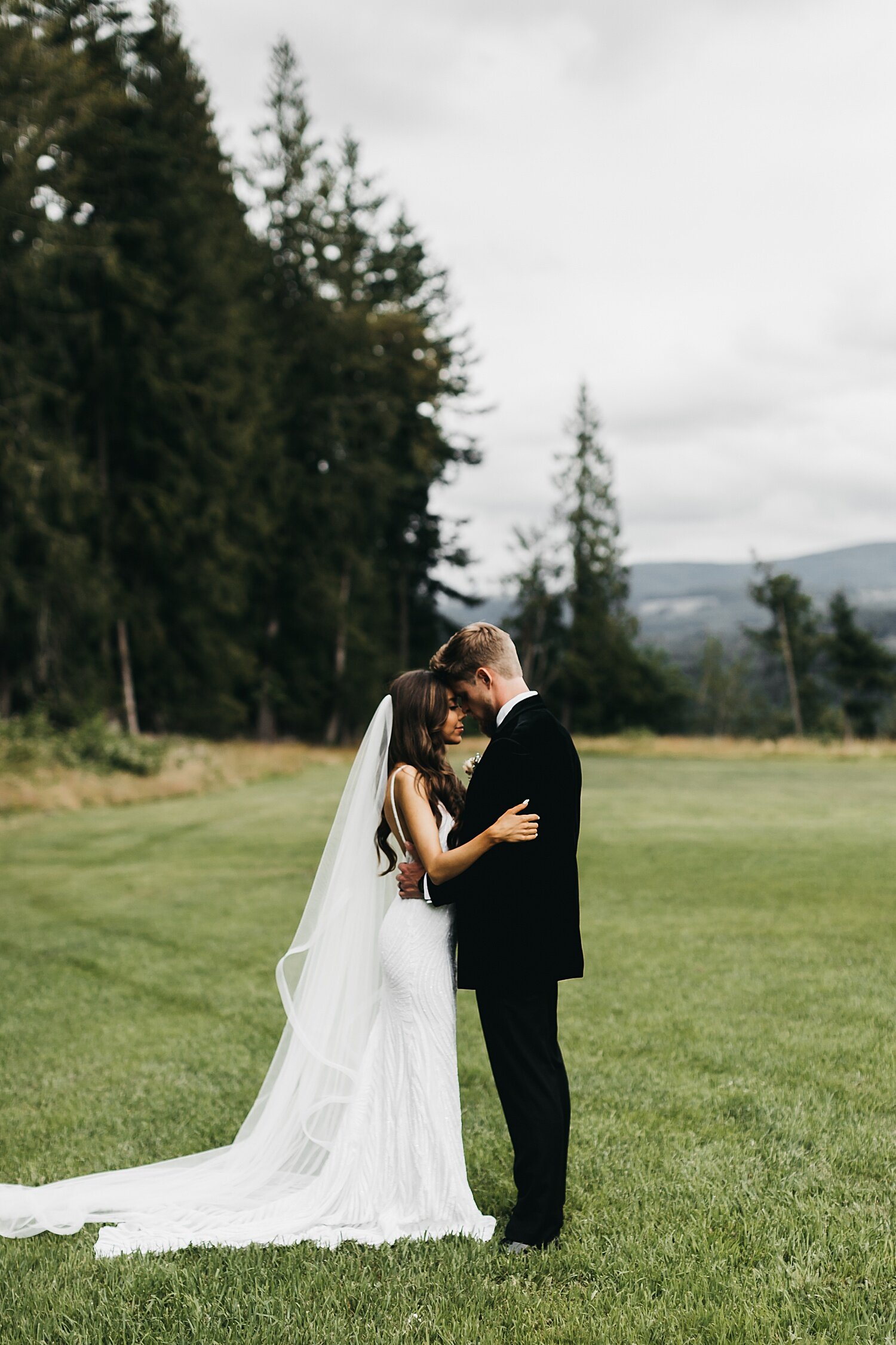Oregon-Washington-Destination-Wedding-Photographer-Annie-Zav_0405.jpg