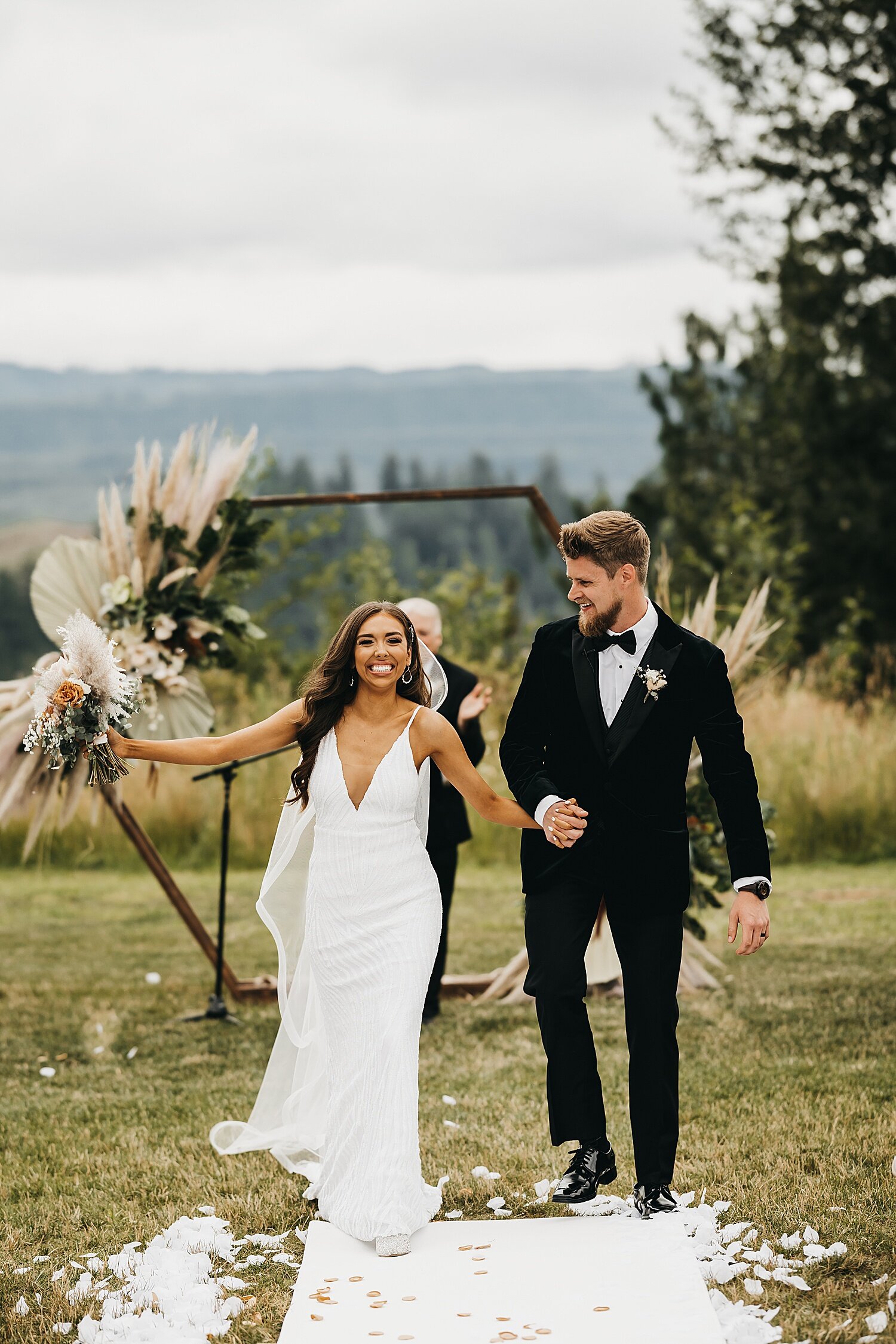 Oregon-Washington-Destination-Wedding-Photographer-Annie-Zav_0450.jpg