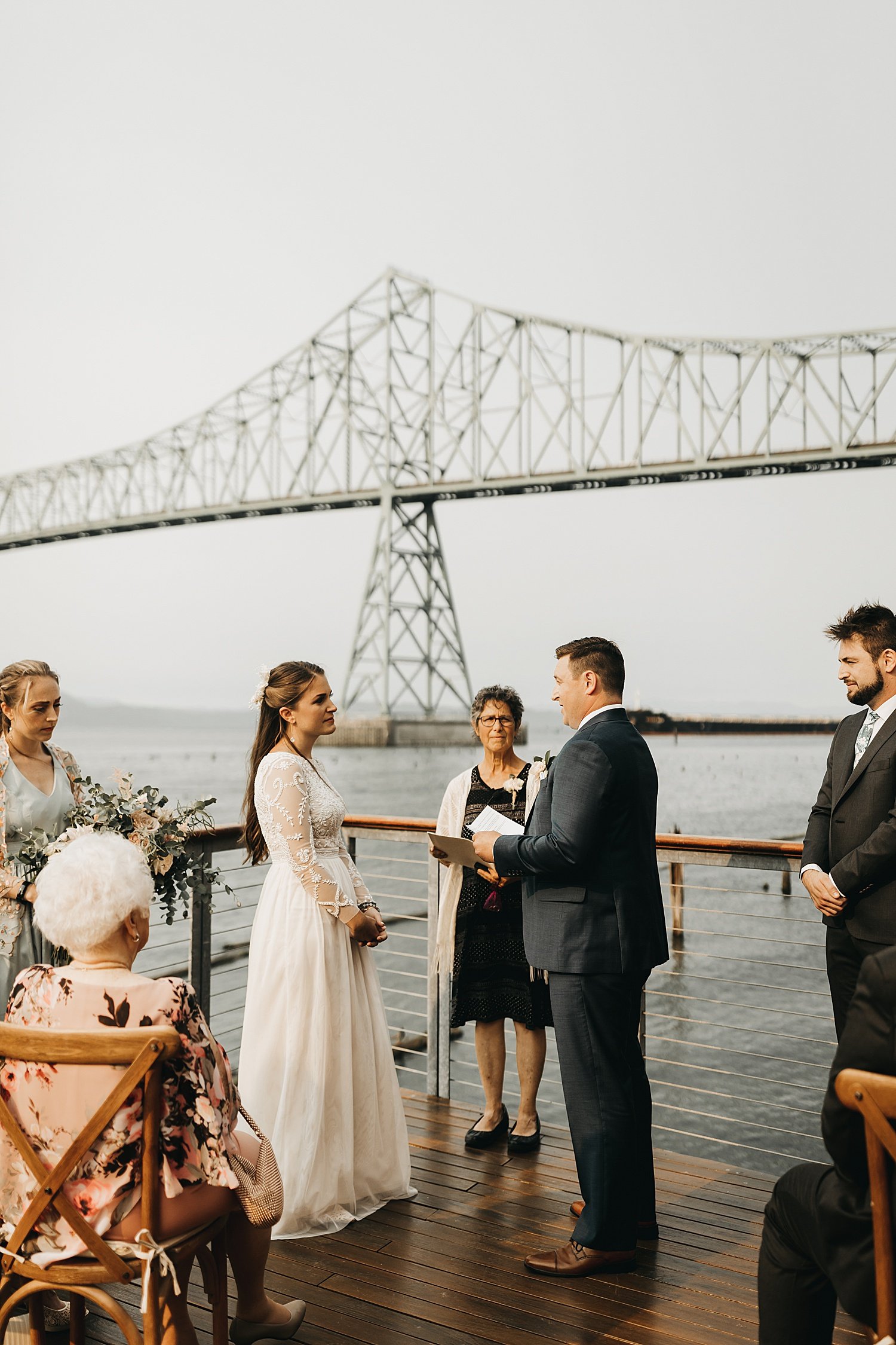 Portland-Seattle-Wedding-Photographer-Annie-Zav_0184.jpg