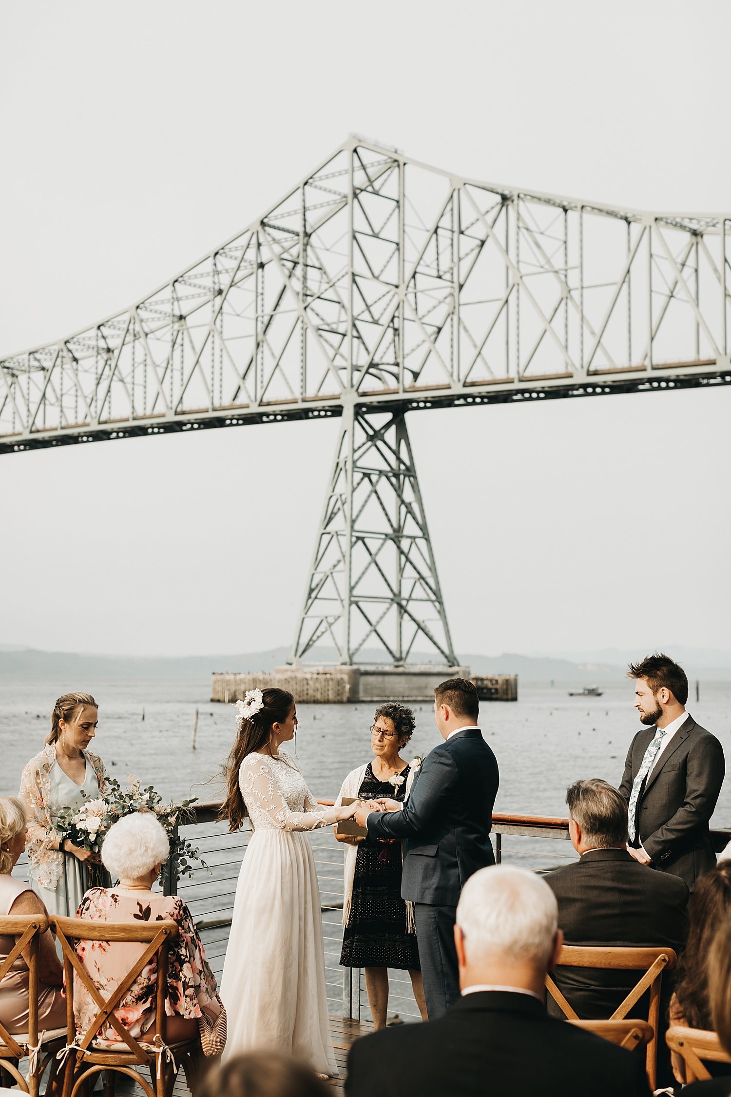 Portland-Seattle-Wedding-Photographer-Annie-Zav_0185.jpg
