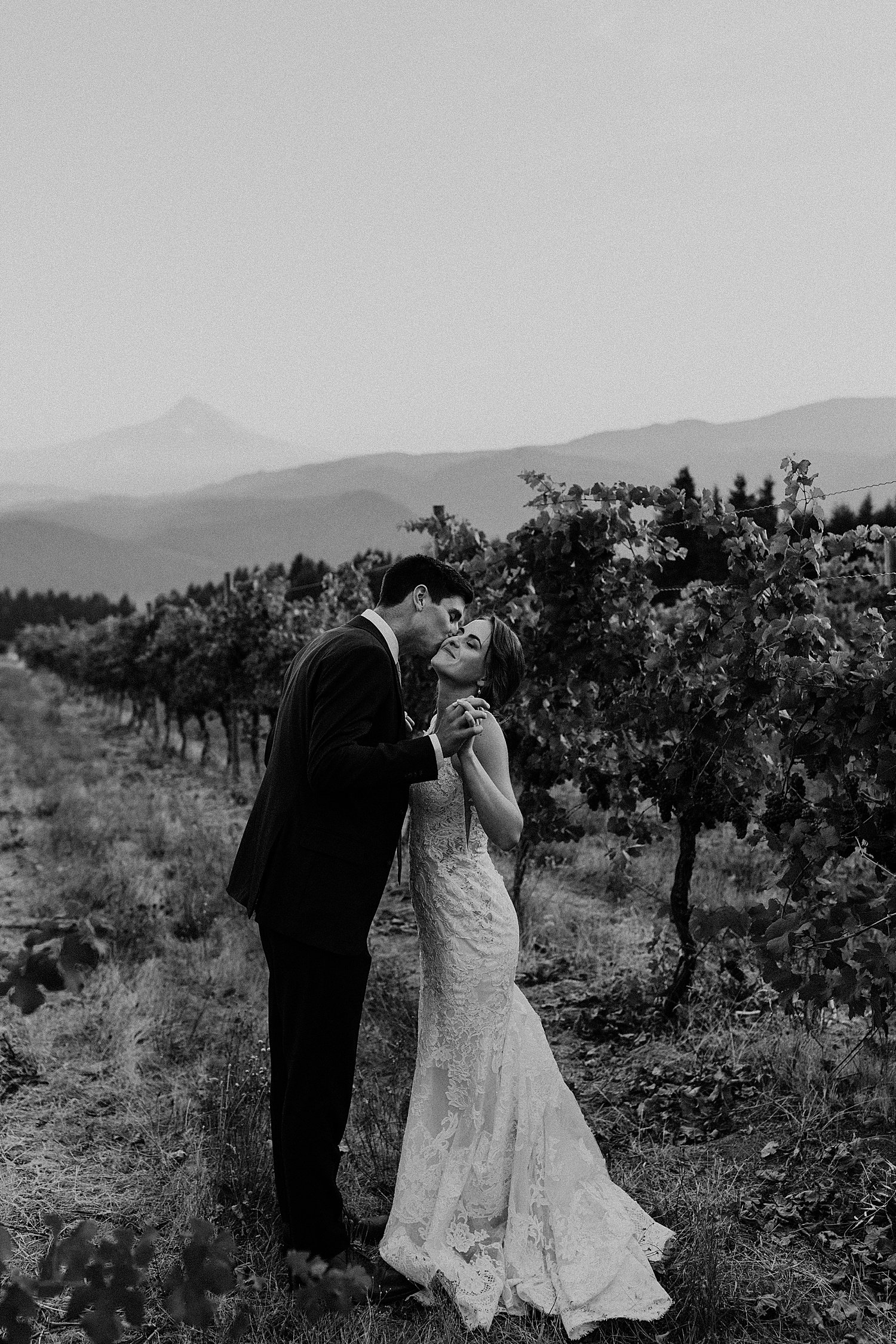 Oregon-Arizona-Wedding-Photographer-Annie-Zav_0165.jpg