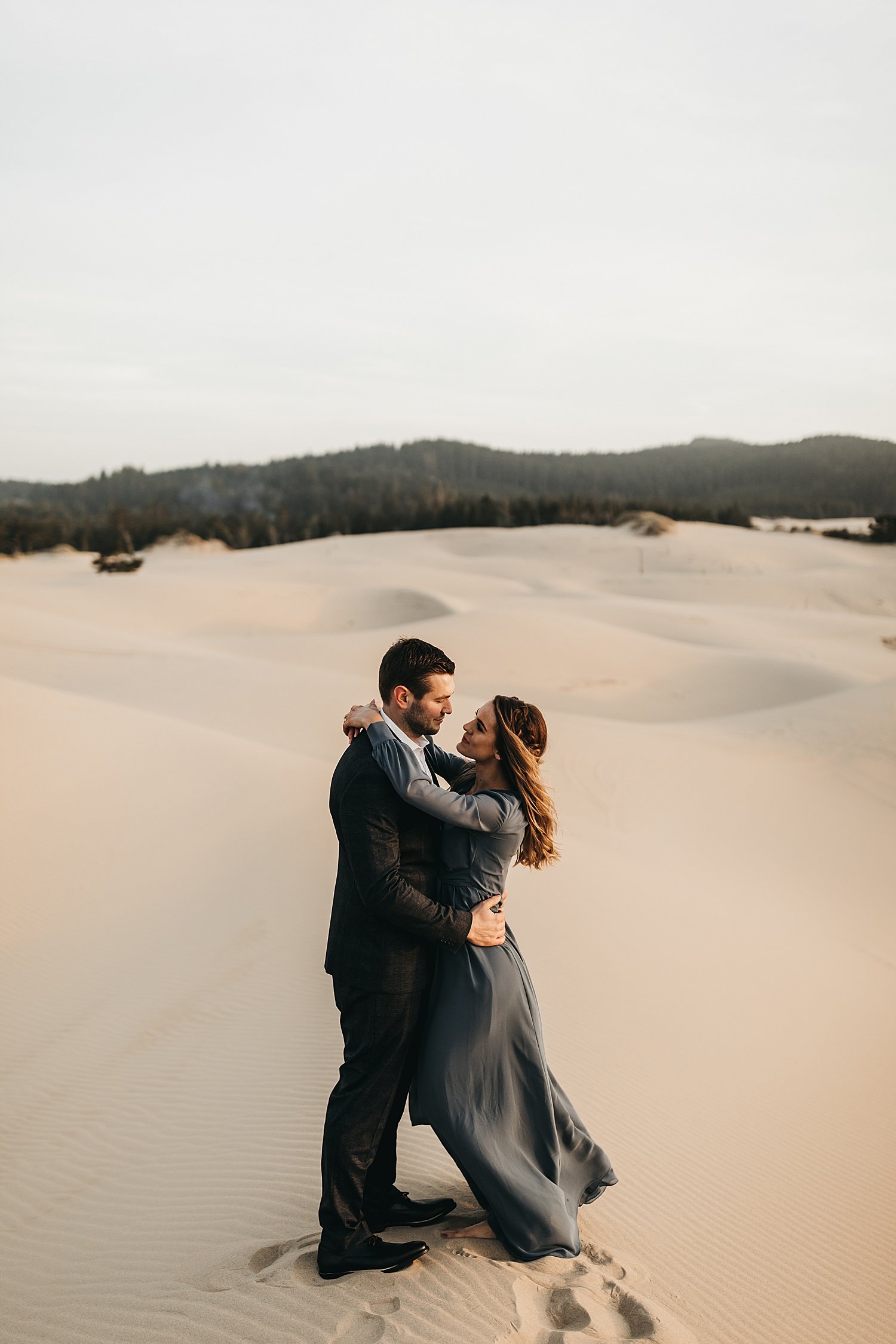 West-Coast-Oregon-SandDunes-Wedding-Couples-Photographer-Annie-Zav_0143.jpg