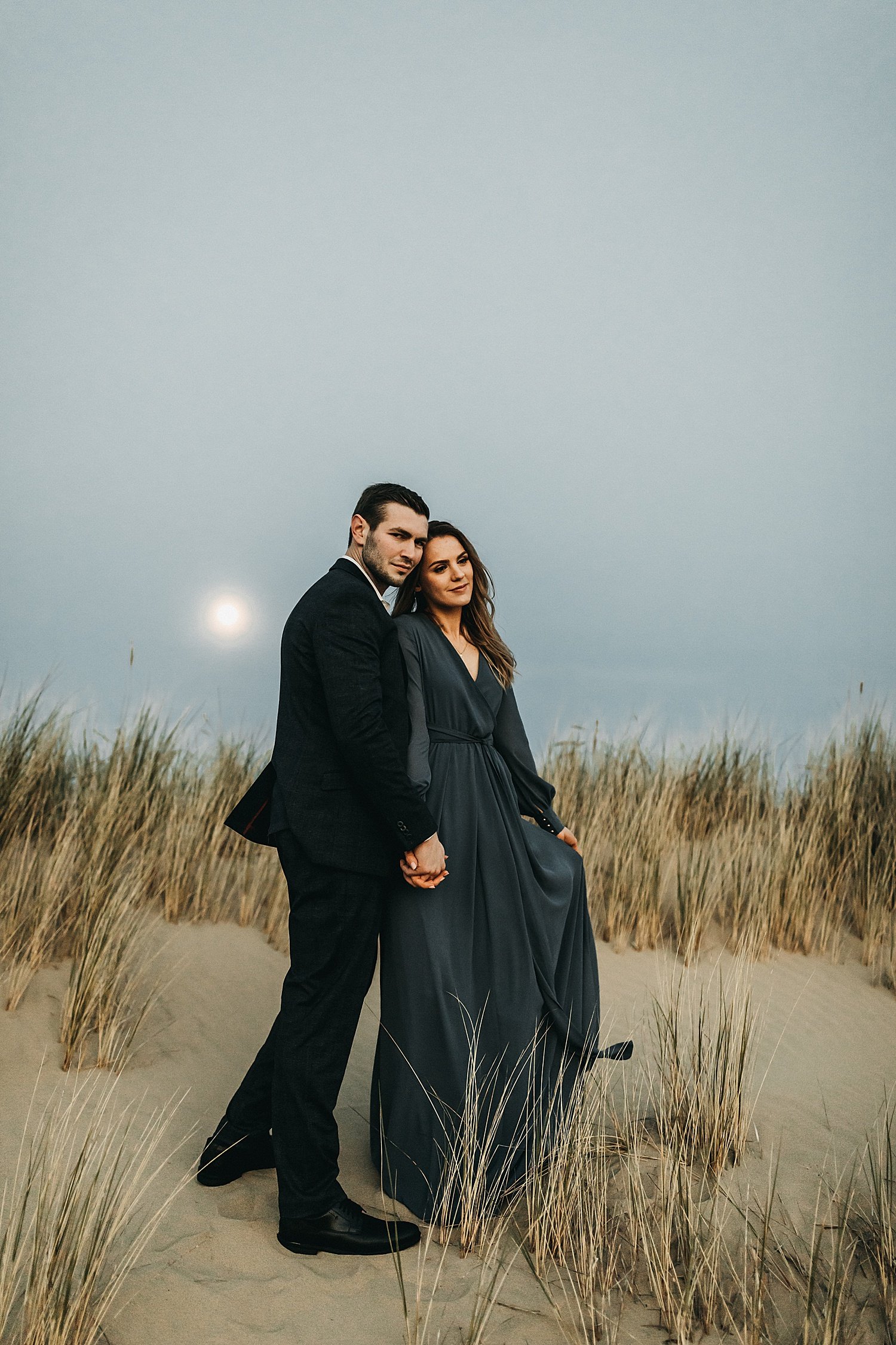 West-Coast-Oregon-SandDunes-Wedding-Couples-Photographer-Annie-Zav_0178.jpg