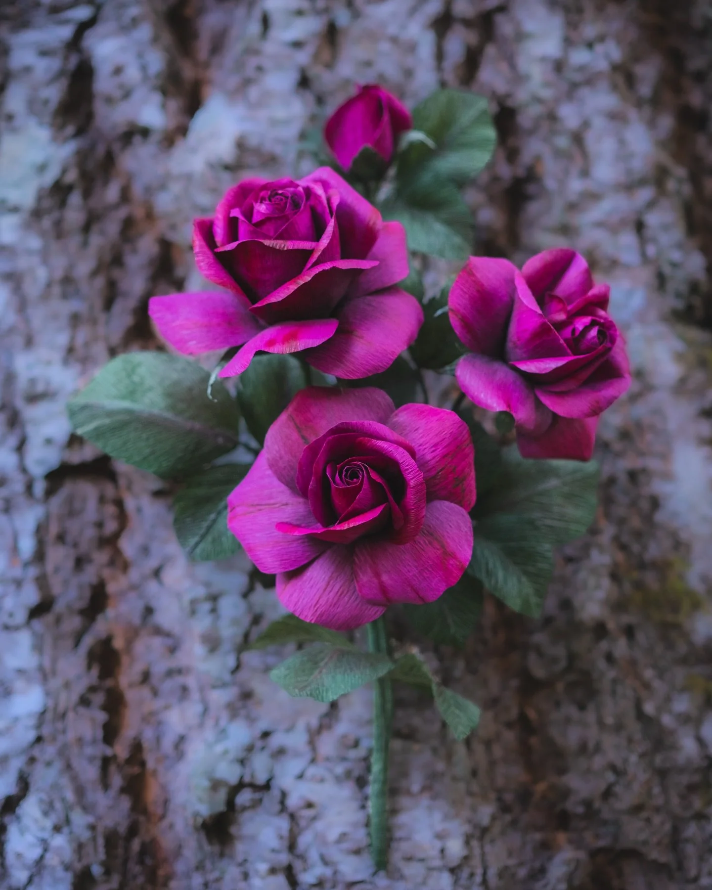 4 hybrid tea roses for my person&rsquo;s 40th. 

Made from 180g Italian crepe paper from @cartefinicrepepaper, based on a tutorial from @jessie.chui.

I assembled them together into a branch and added a loop for hanging on a wall the way @shanghai.19