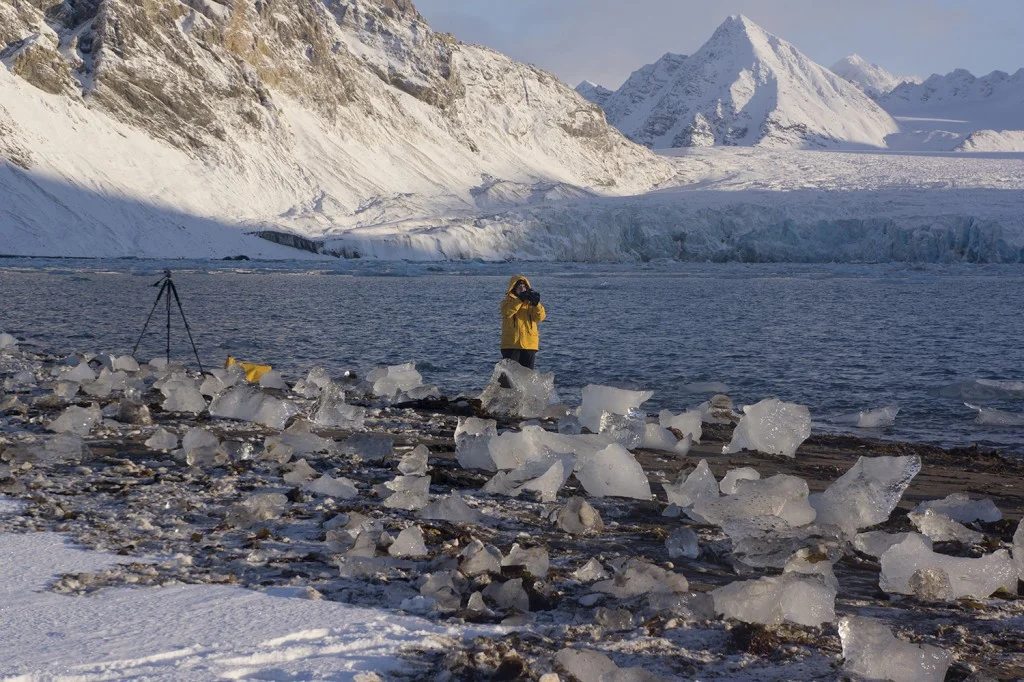 ON SHORE OF RAUDFJORDEN