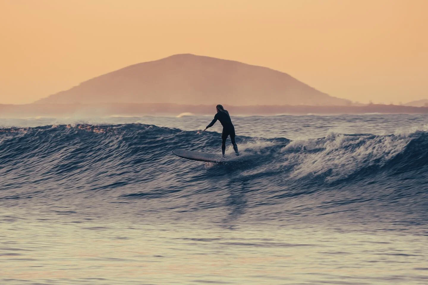 Ft. Mount Coolum.
.
.
.
.

 #seeaustralia #sunshinecoast #queensland #surfphotography #exploreaustralia #earthpix #yourshotphotographer #canon #ourplanetdaily #peoplescreatives #naturelovers #landscapephotography #landscape_photography #sunsetlovers 