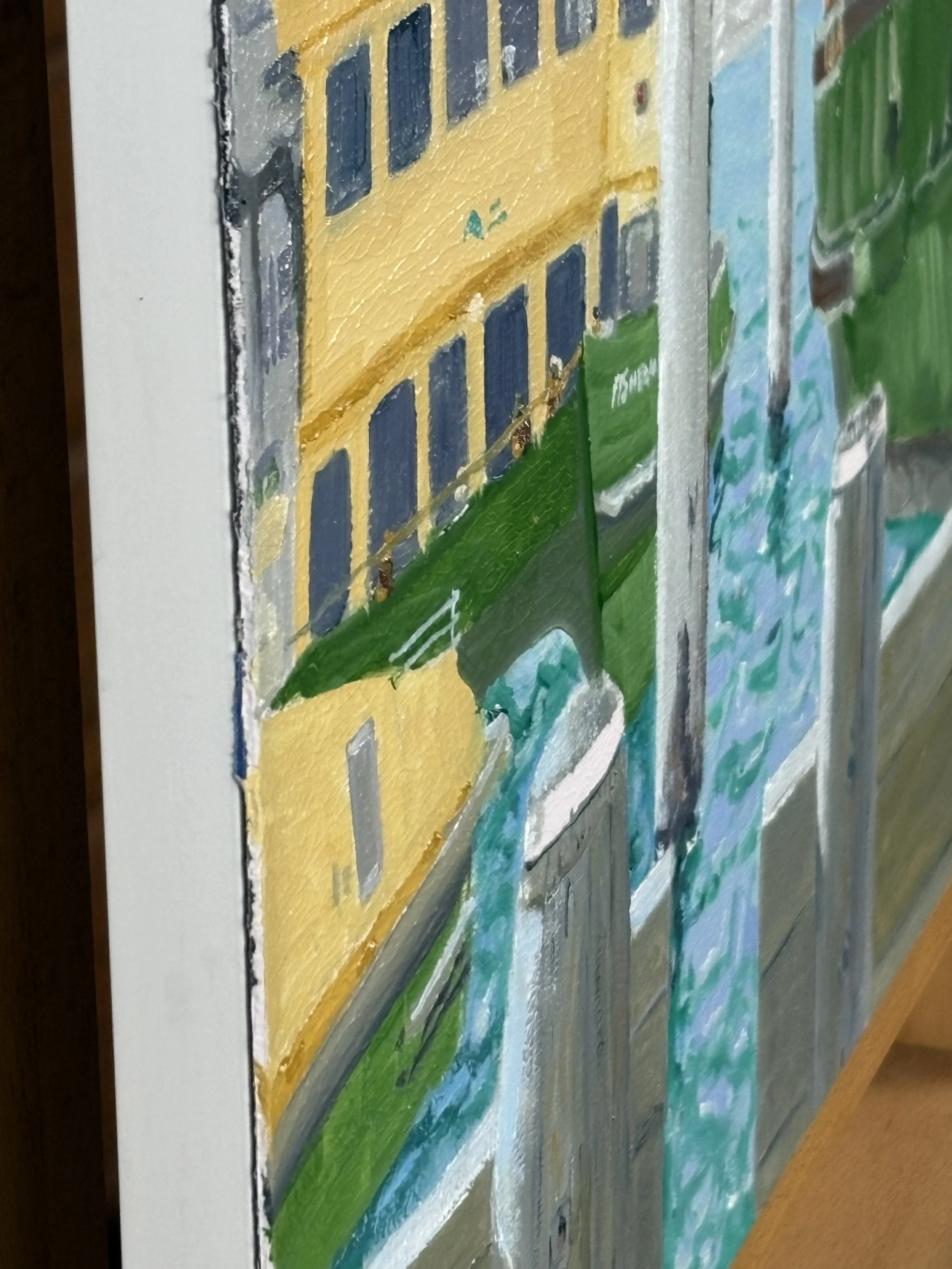 Moored Ferries at Circular Quay edge.jpg