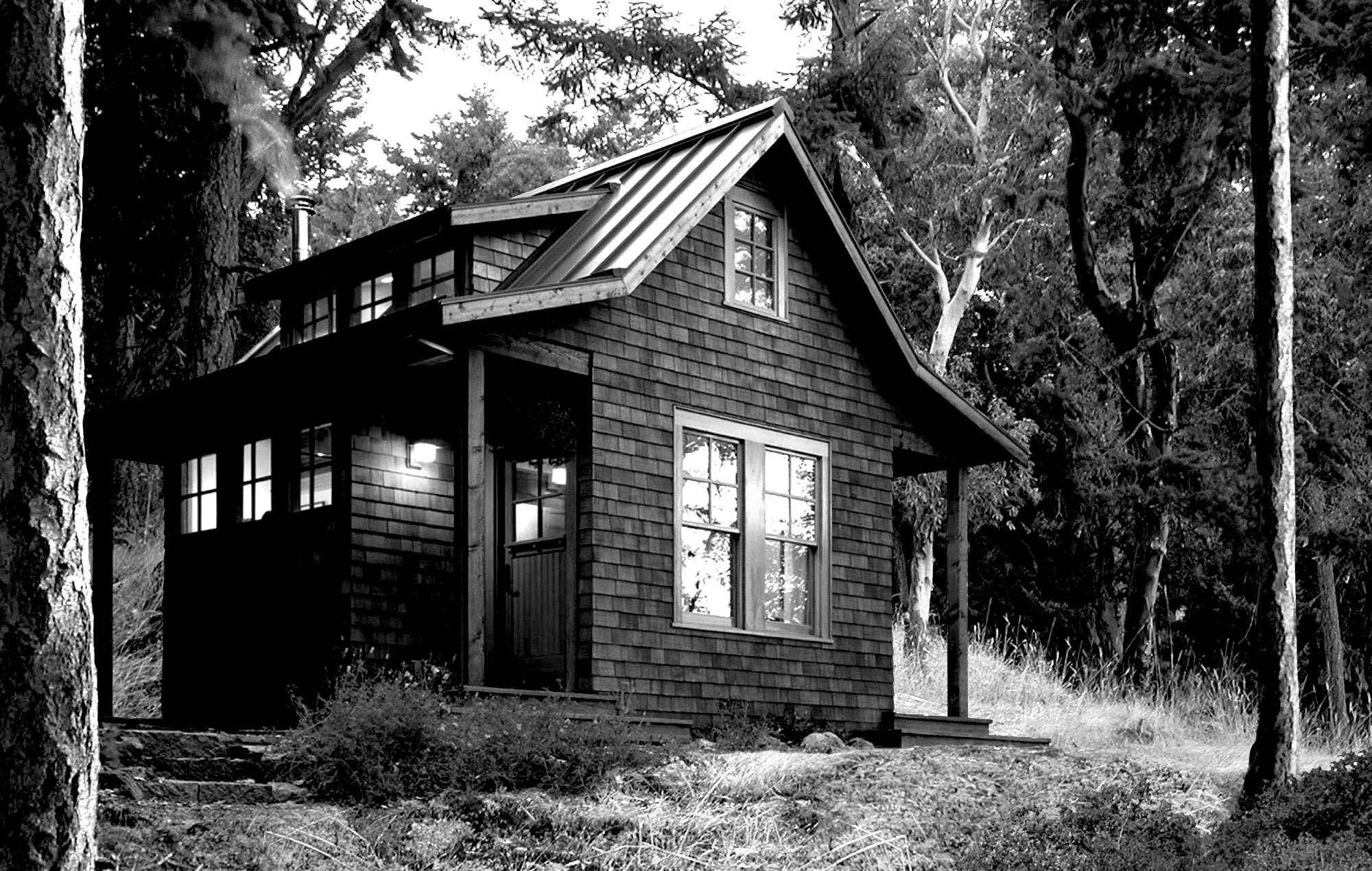 david-vandervort-orcas-cabin-exterior4-via-smallhousebliss.jpg