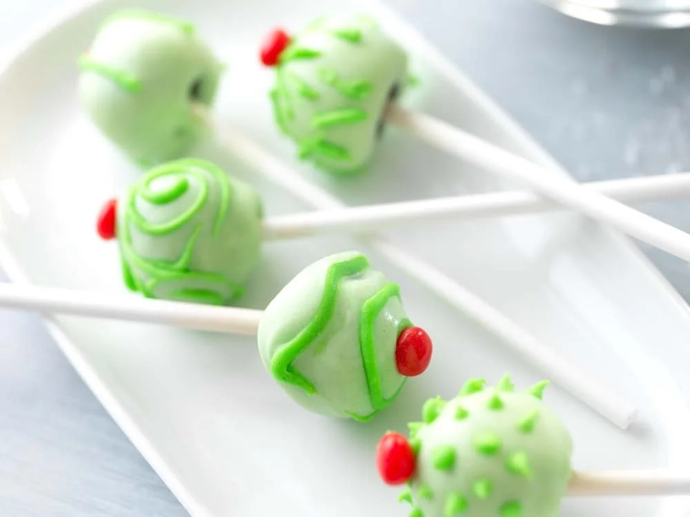 ChristmasCakePops_HH_V2.jpg