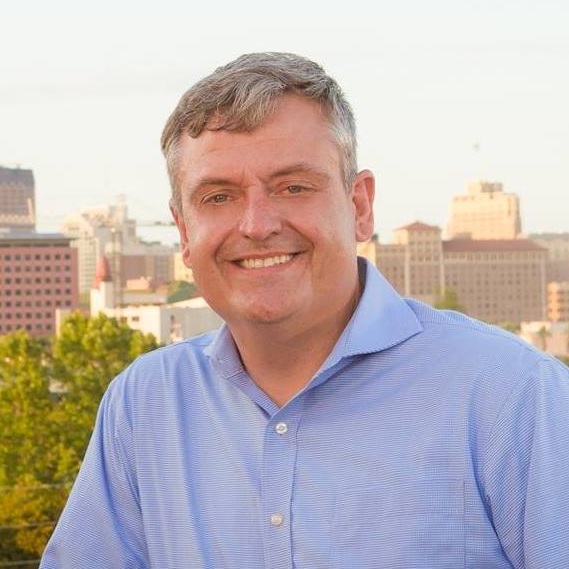 Justin+Holley+headshot.jpg