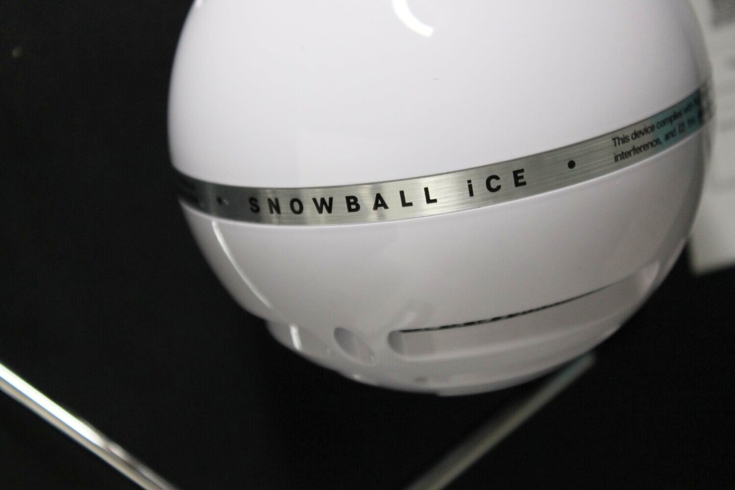 Blue Yeti vs Snowball vs Snowball iCE — Stream Tech Reviews by BadIntent