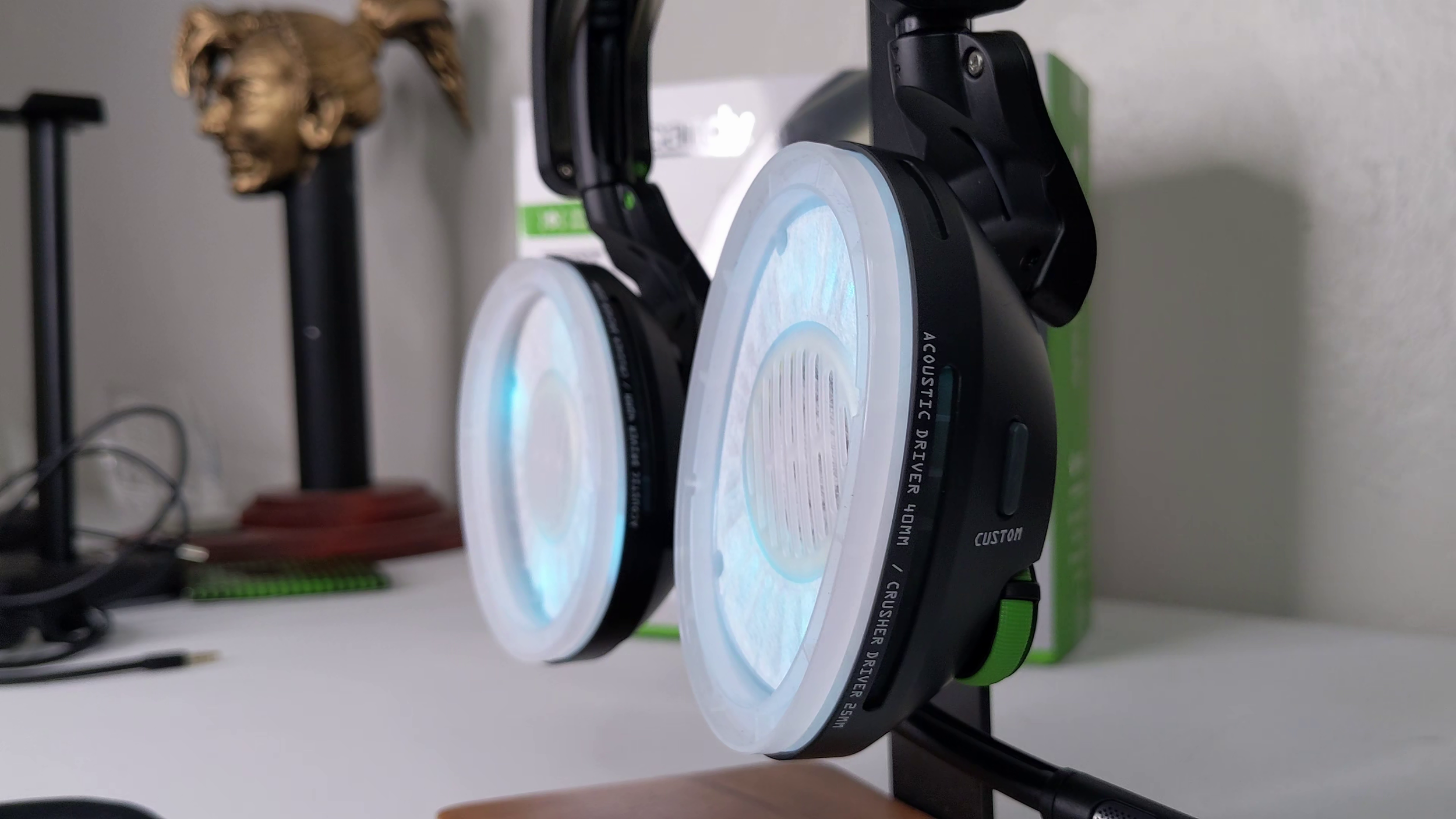 image of 40 mm drivers on crusher plyr 720