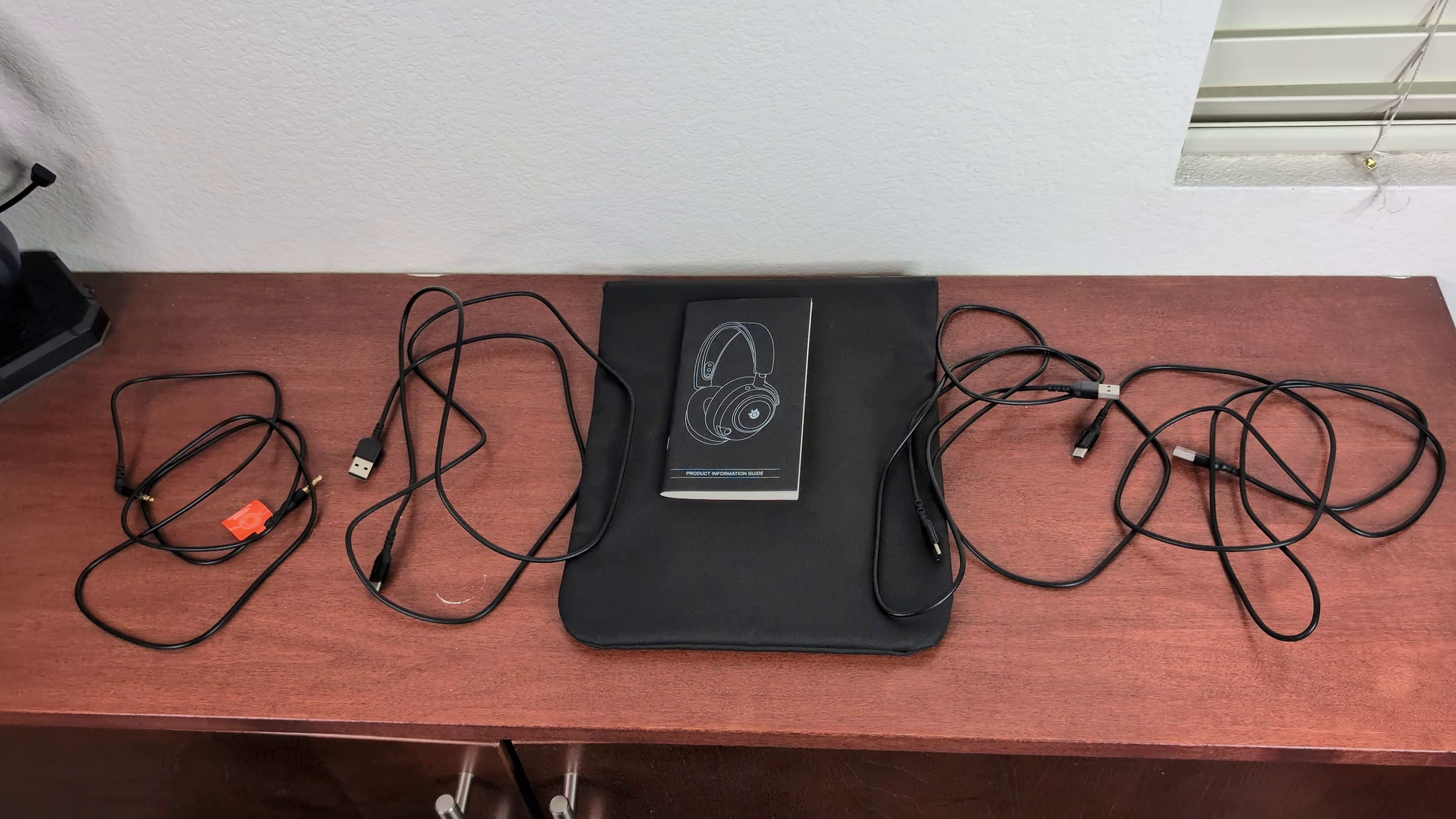 image of cables inside nova elite box