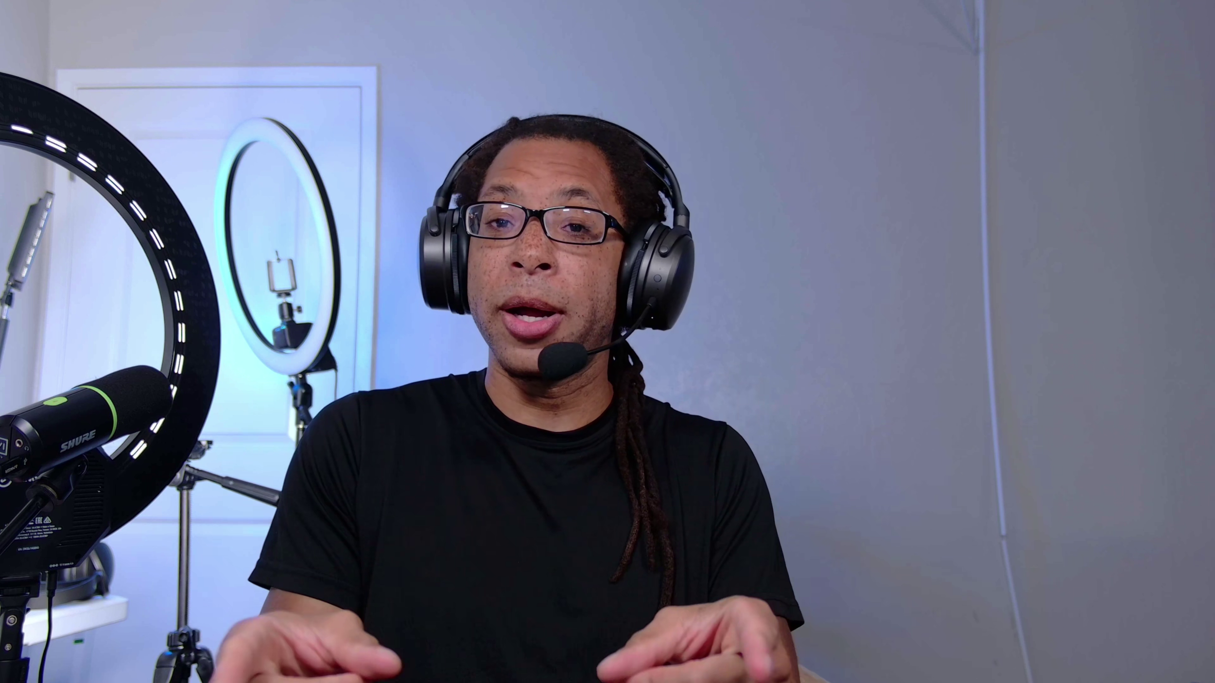 image of me wearing maxwell 2 with mic