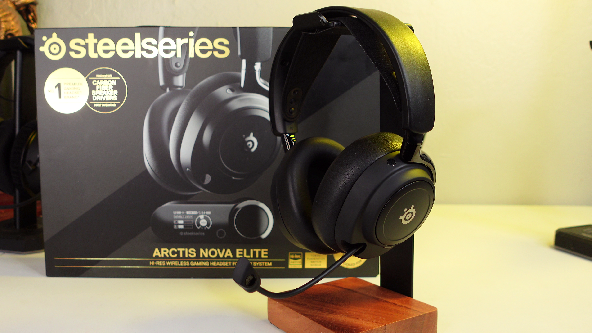 image of arctis nova elite