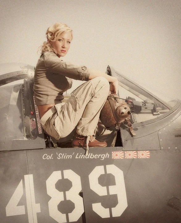 pinup012.jpg