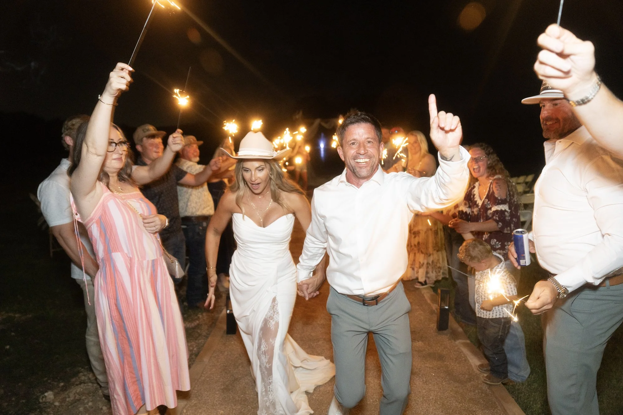 weddingupdates310.jpg