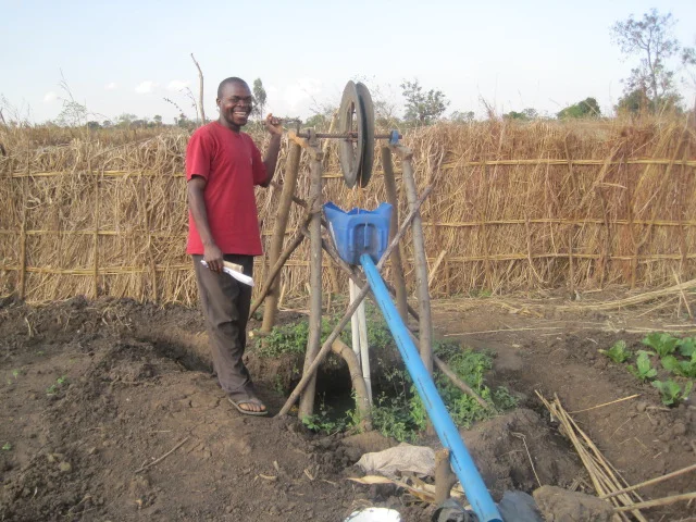 AWP Manual/Pedal Water Pump