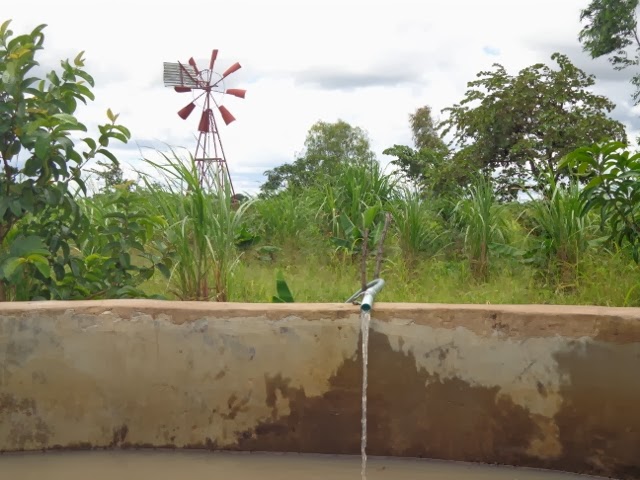 Demo Windmill Going Strong