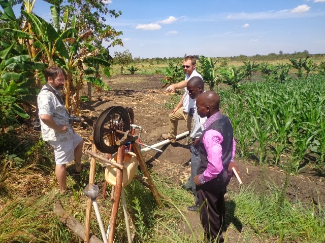 Demo Garden Visitors