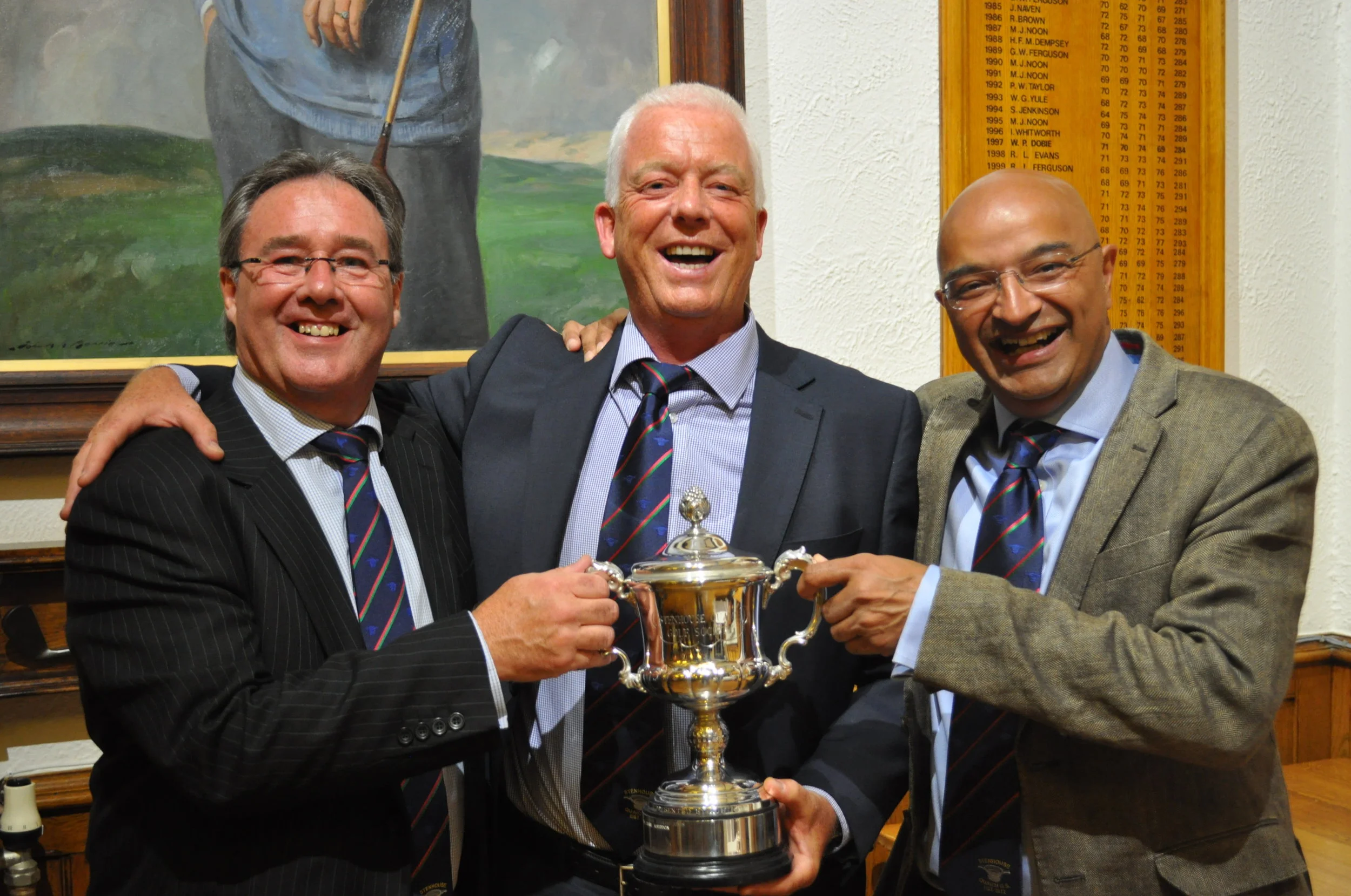 The Ron Amy trophy presentation.JPG