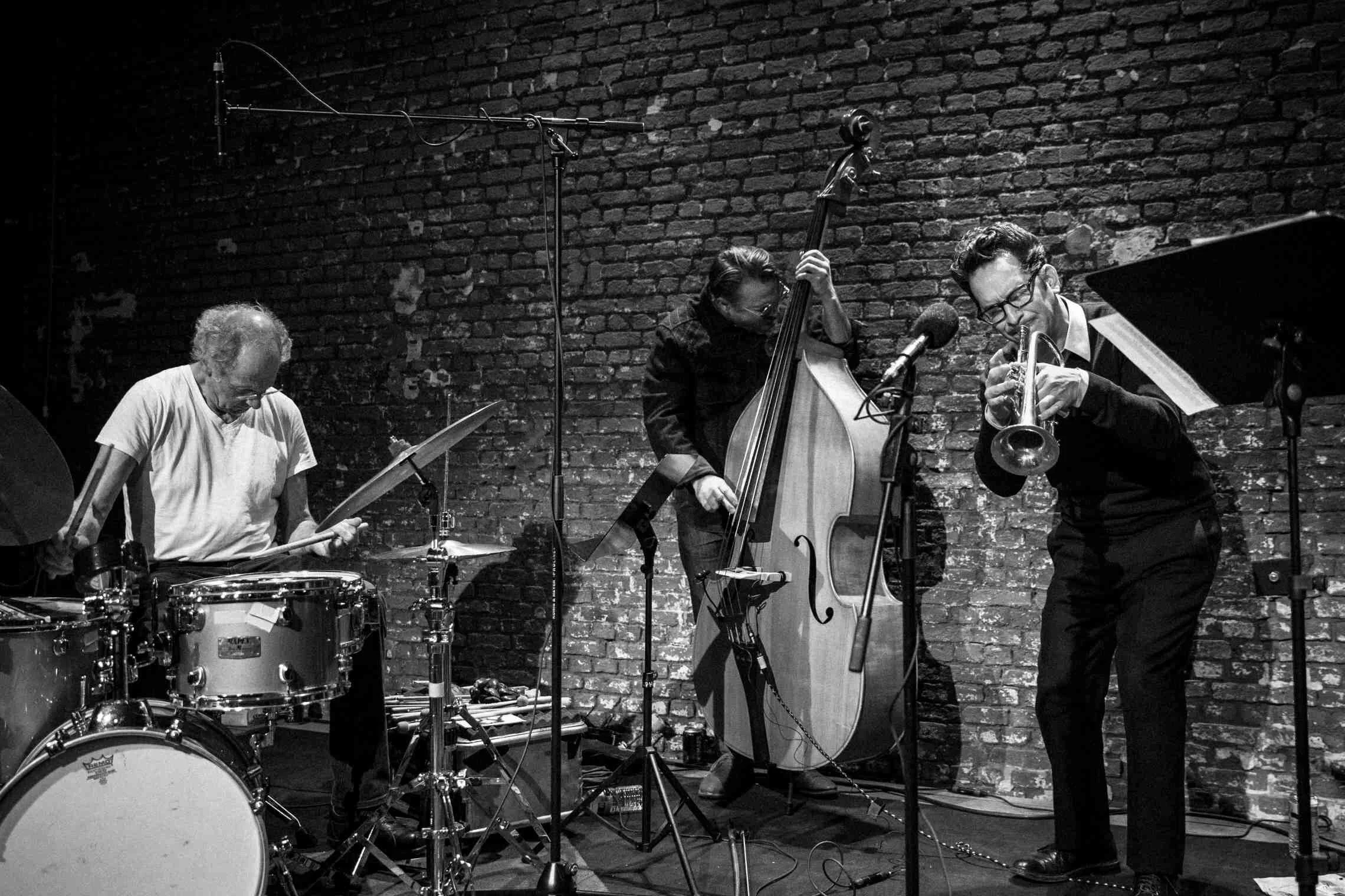 Paul Lytton, Jason Roebke & Josh Berman (photo: Geert Vandepoele)