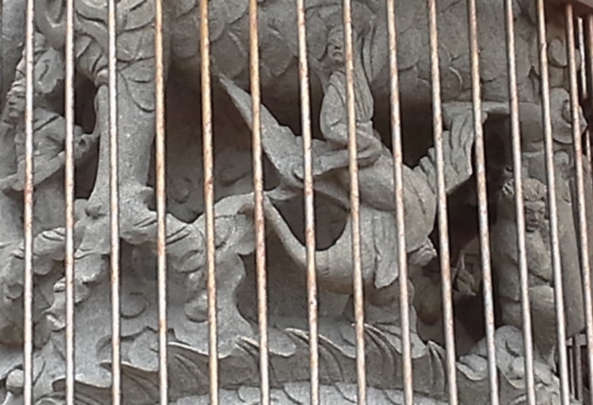 Stone carving on protected temple pillar, Woman on a Crane, Chao-Ching Park, Badouzi, Keelung