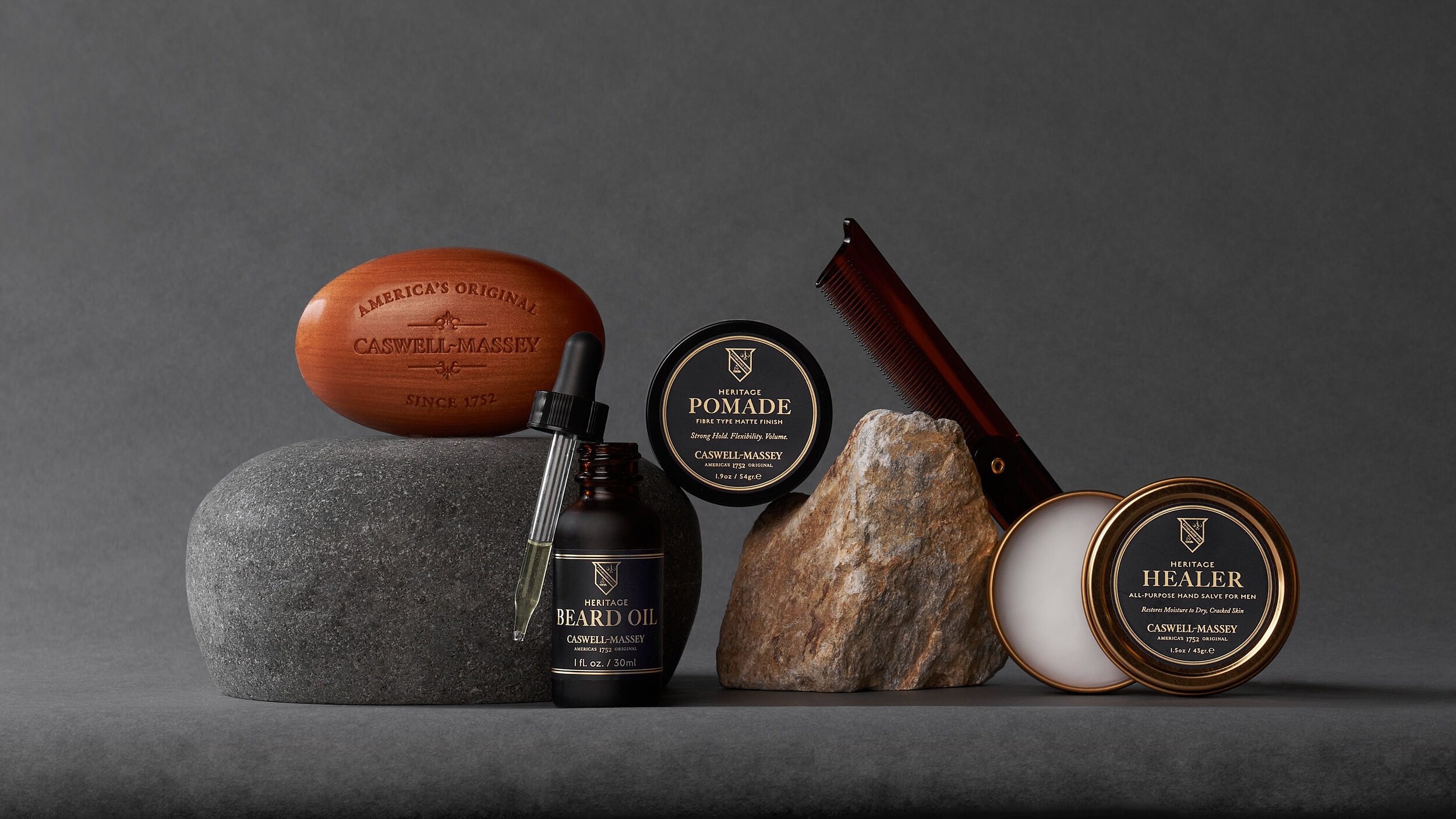 MensEssentialGroomingKit_WorkingFile_PM_9328_7952x5304px_RGB.jpg