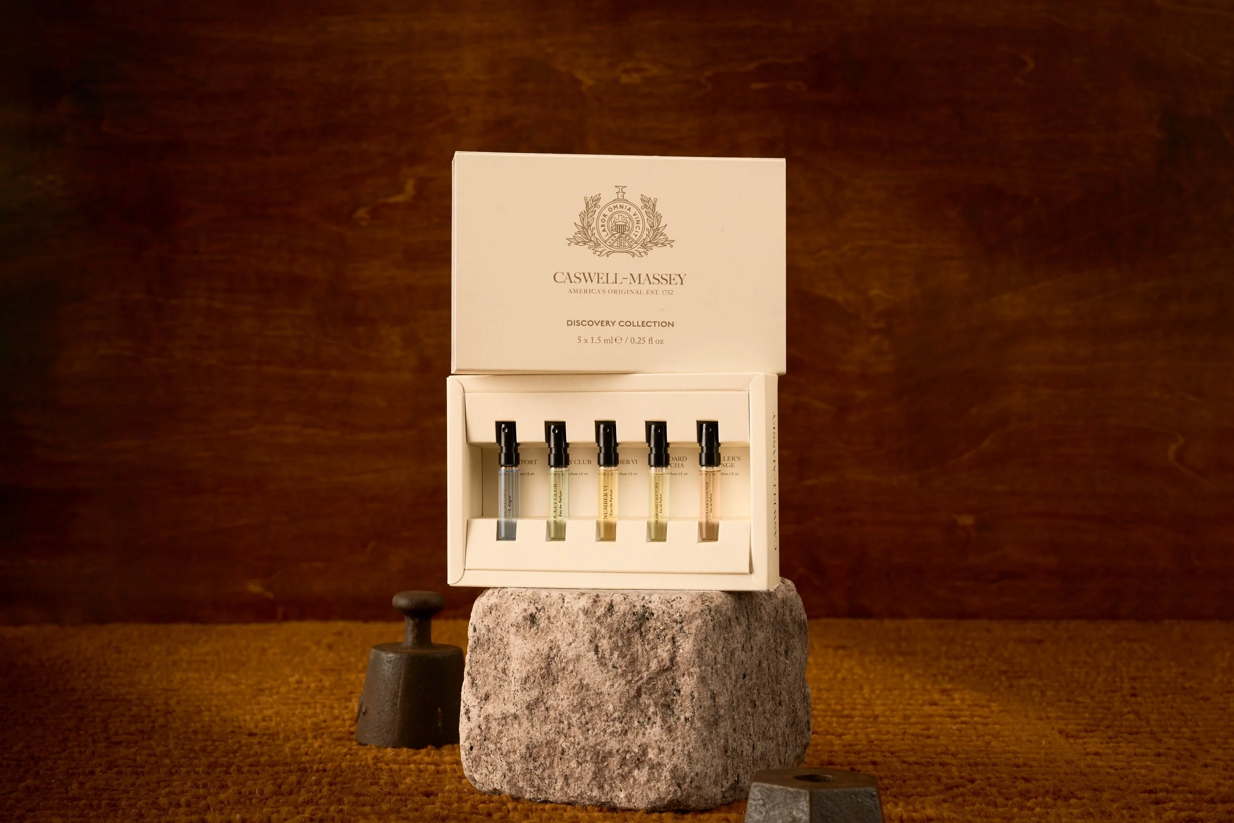 DiscoveryFragranceSampleSet_FathersDay2026_WorkingFile_PM_0132_7008x4672px_RGB.jpg