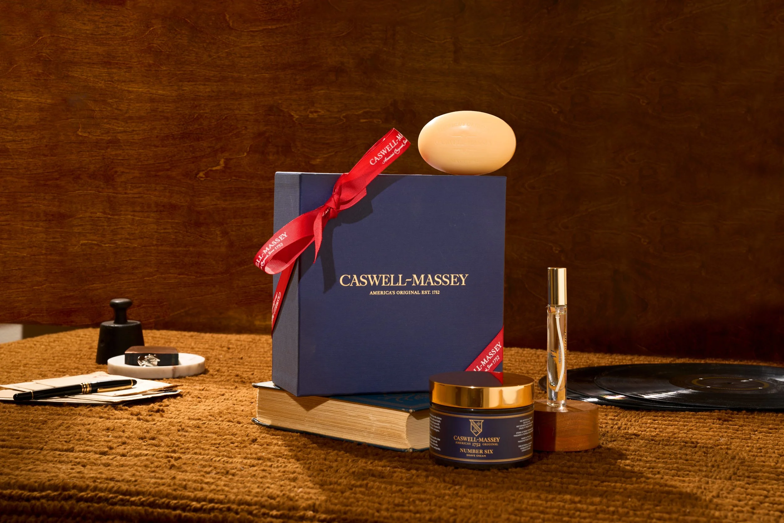 NumberSixGiftSet_Father'sDay2026_PM_WorkingFile_7008x4672px_RGB.jpg