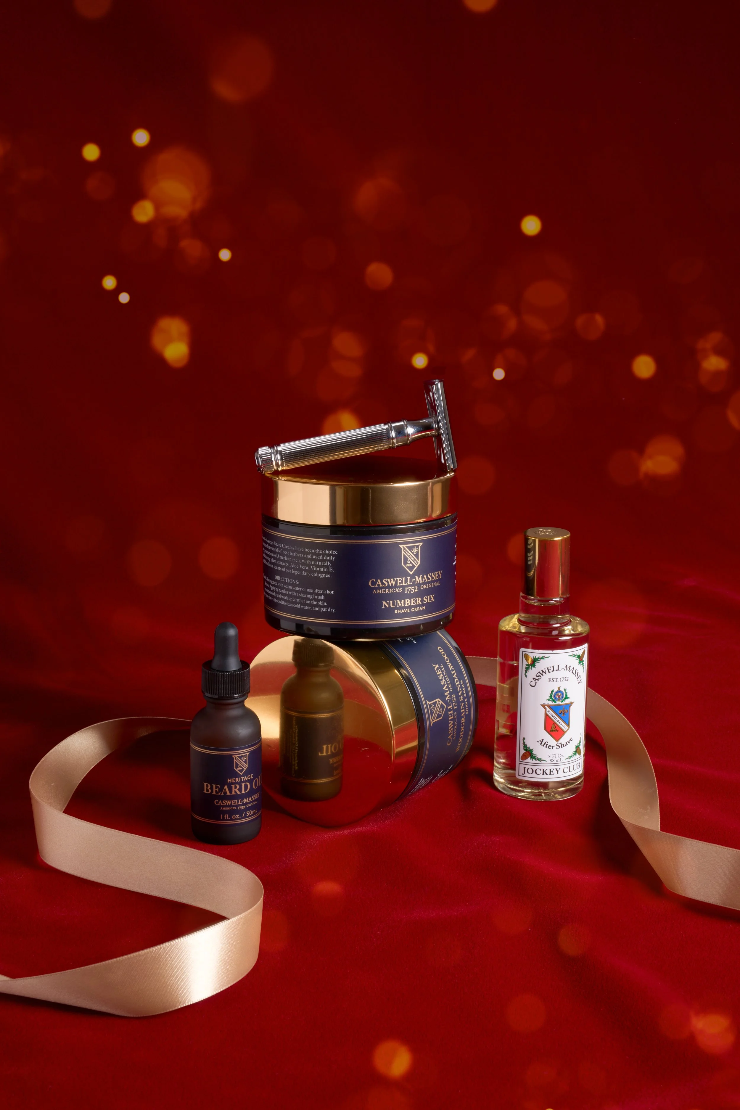 BYOShaveSet_Holiday2025_Composite_WorkingFile_PM_4672x7008px_RGB.jpg