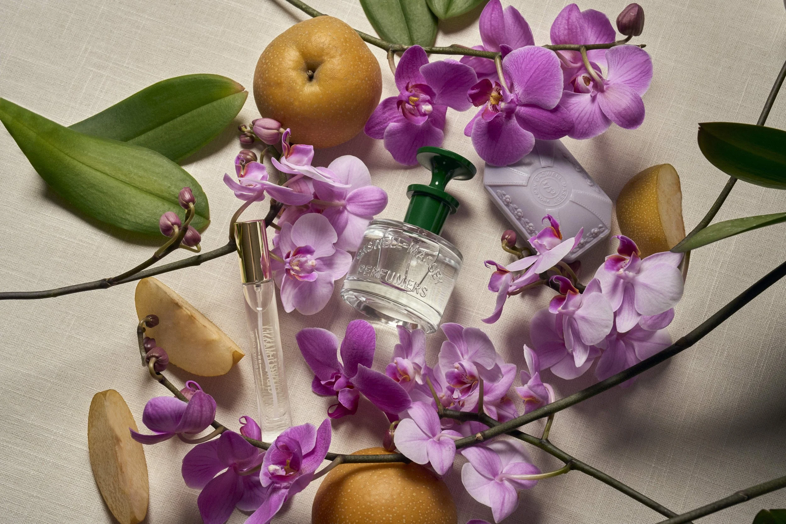 Orchid60mL_FloralLaydown_PM_0123_7008x4672px_RGB.jpg