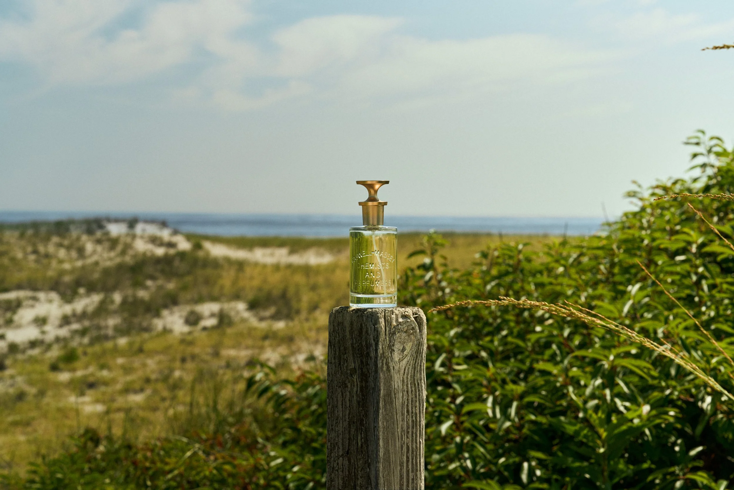 SeaboardMatcha100ml_BeachLifestyle_WorkingFile_PM_01044_7008x4672px_RGB.jpg