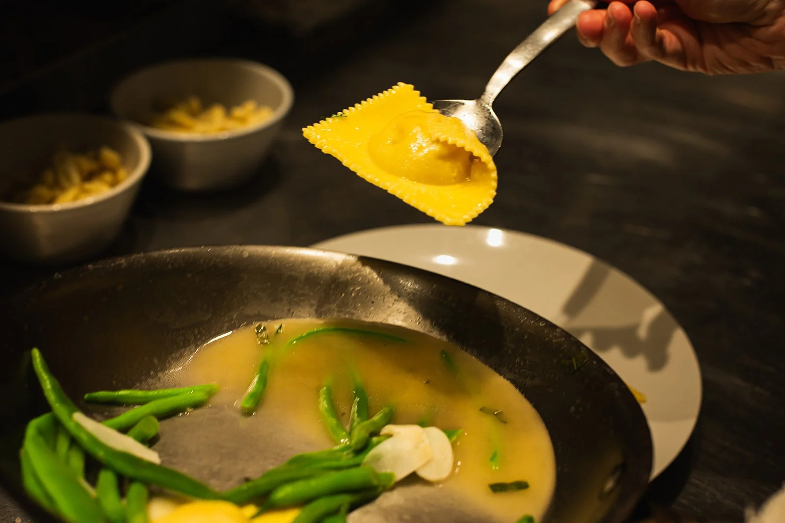 restaurant photography seattle.jpeg