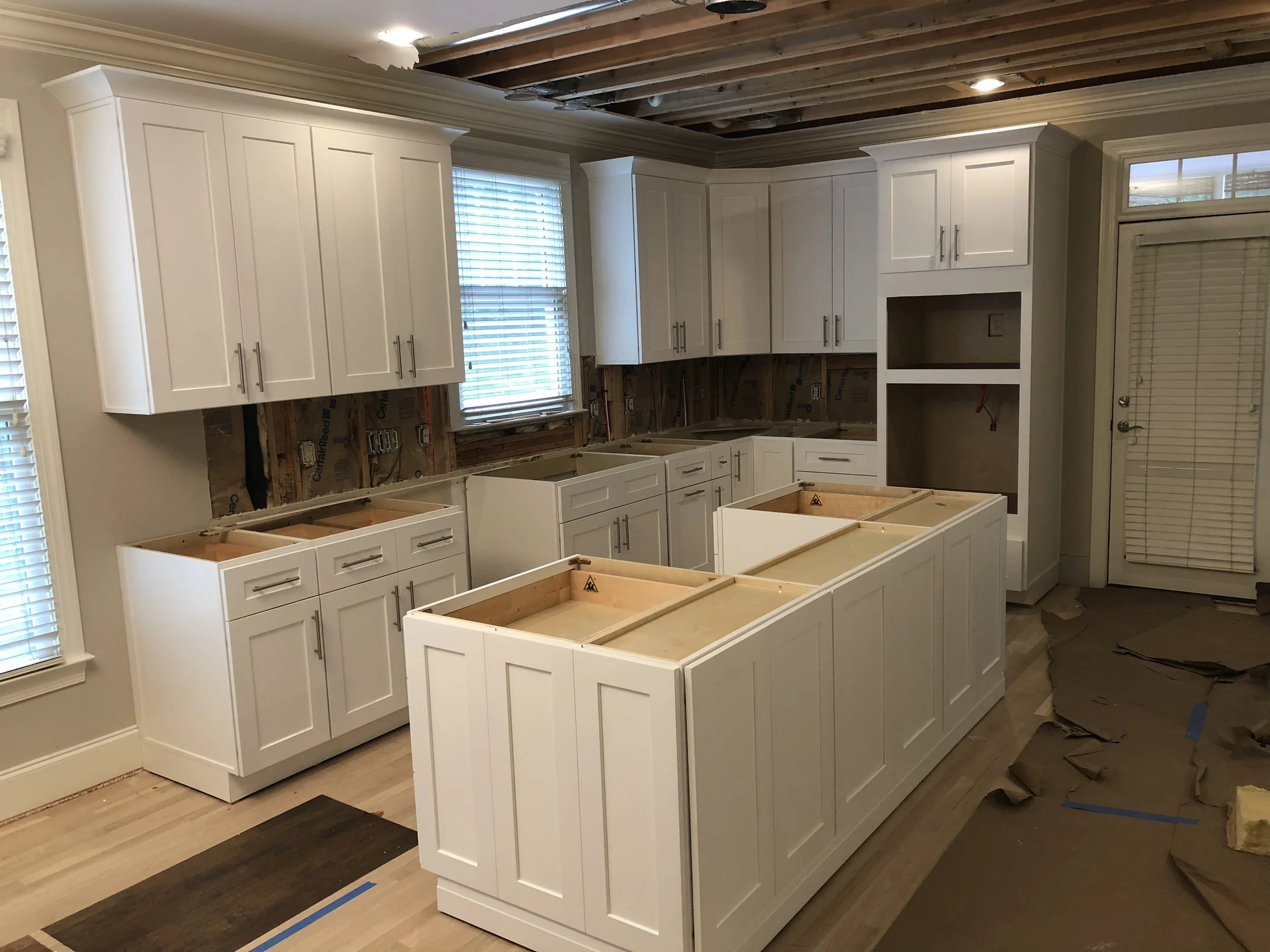 White Shaker Raleigh Premium Cabinets