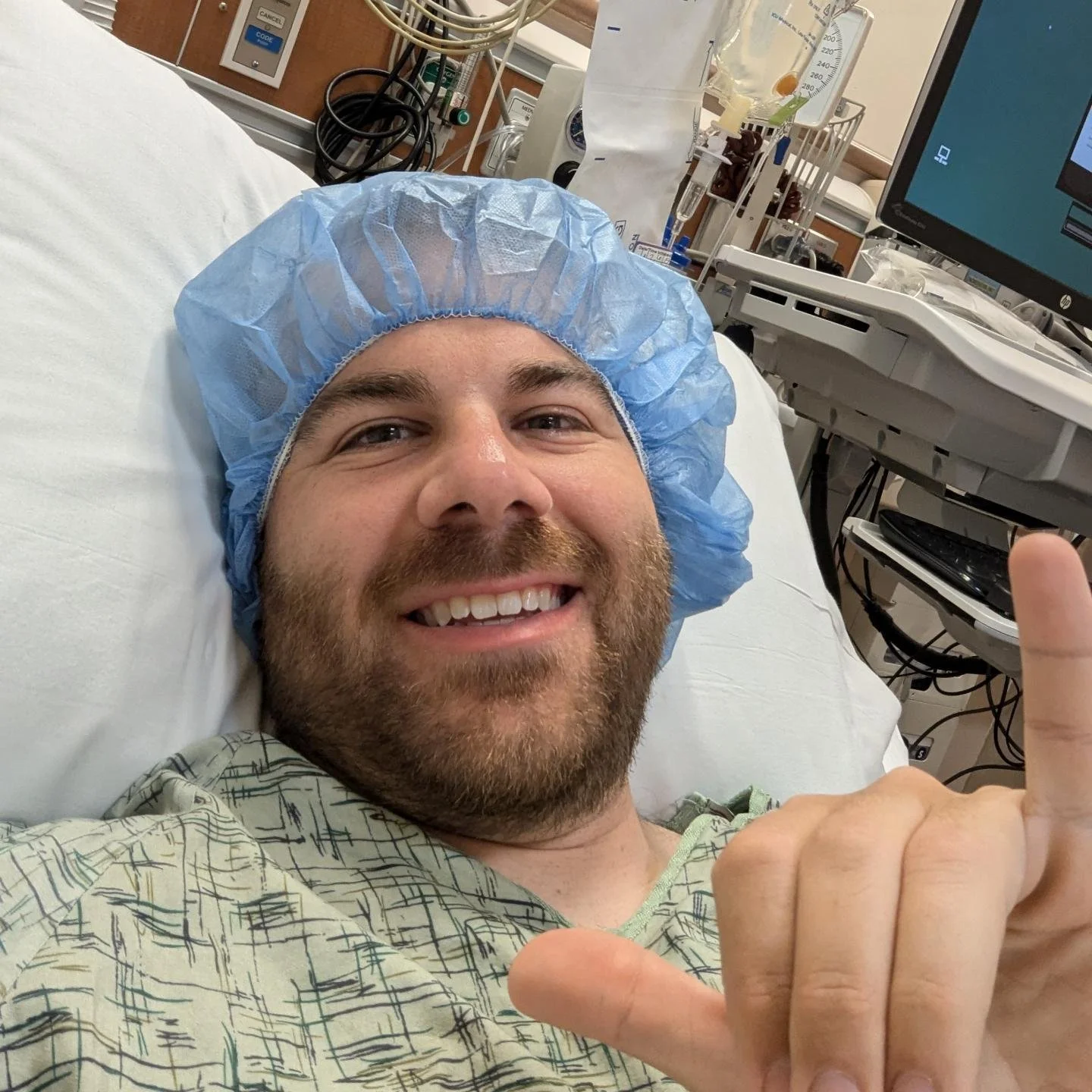 Hey snorkel squad! As some of you might know I have been battling with thyroid cancer since March of this year. I had surgery last week, and it was successful and I am now cancer free! But holy moly it's been nuts with the medical bills, despite heal