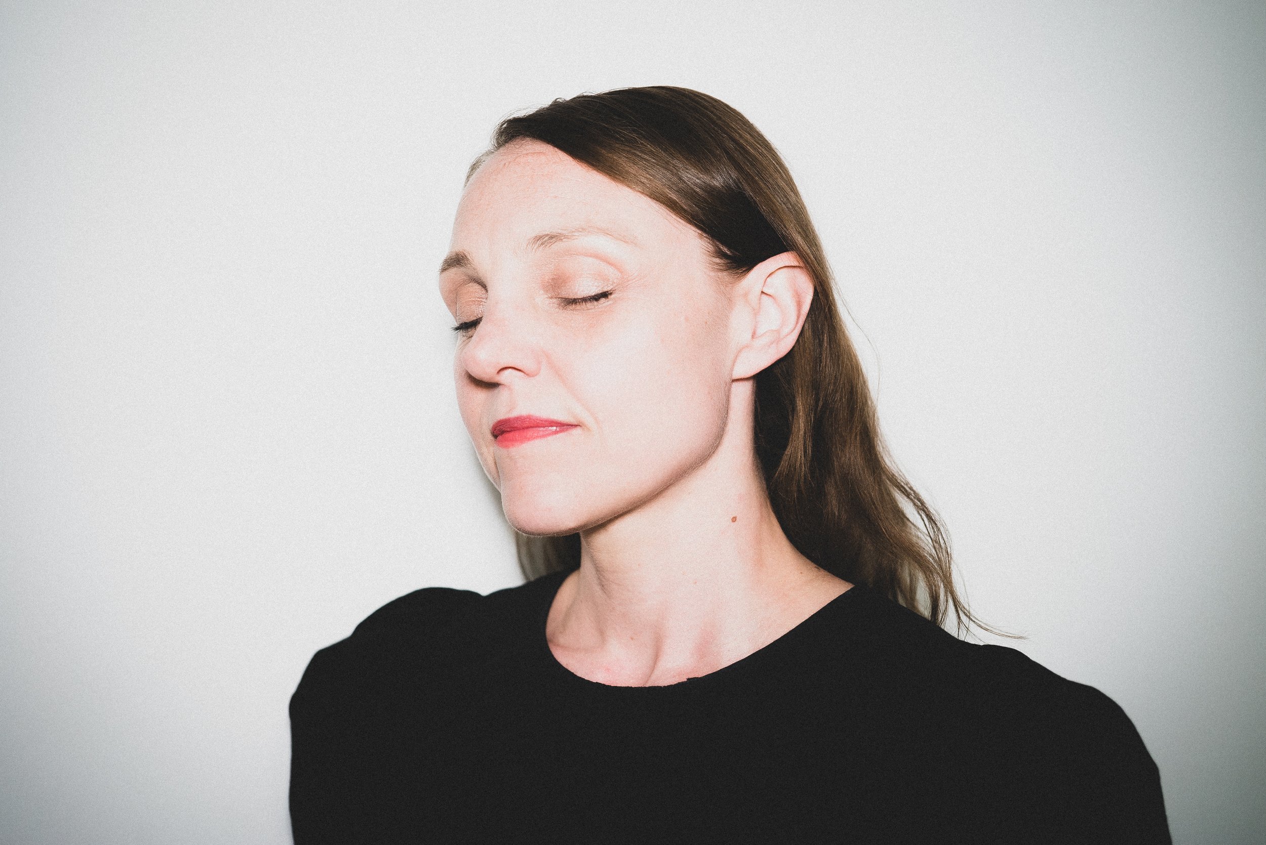 EA_Surrounded by sound-11.jpg