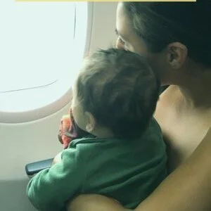 Helpful tips you need for your baby’s first flight 