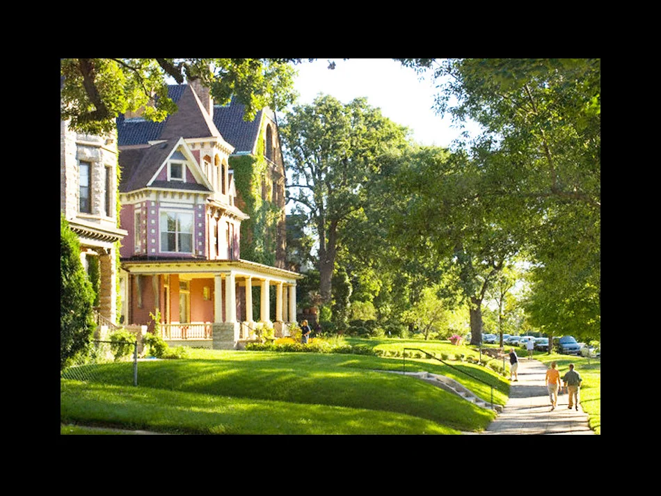 Jon-Hutman-feature-film-set-design-HOUSE_WITH_A_CLOCK_IN_ITS_WALLS-_Page_17.jpg