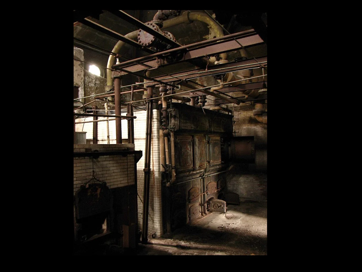 Jon-Hutman-feature-film-set-design-HOUSE_WITH_A_CLOCK_IN_ITS_WALLS-_Page_72.jpg