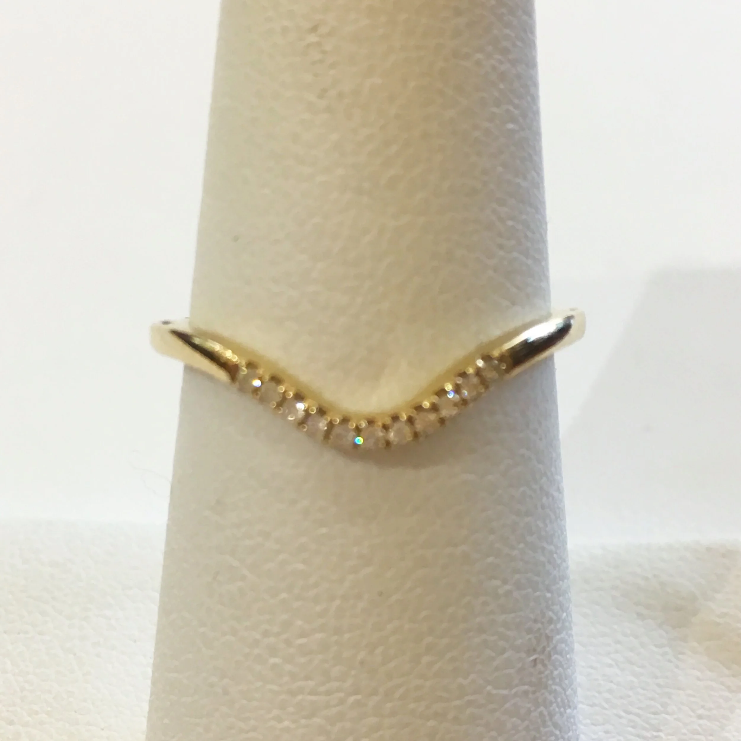 Curved Diamond Band