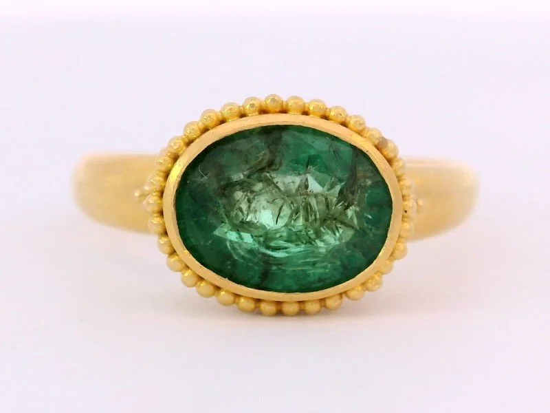 22 karat yellow gold and emerald ring
