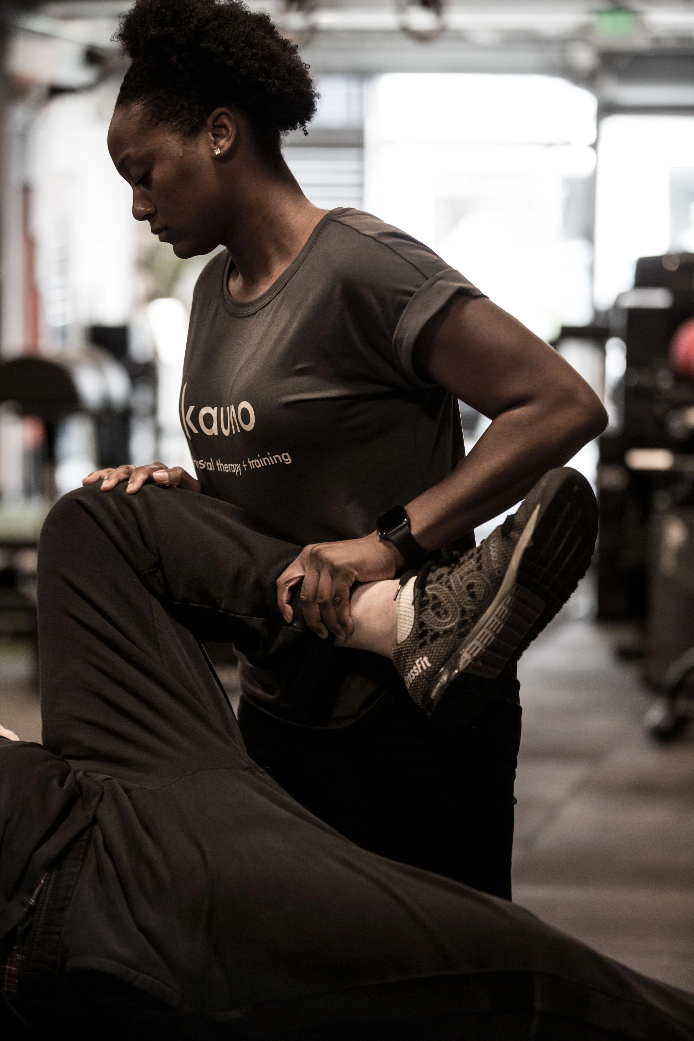 Hands-on ankle mobilization at Kauno