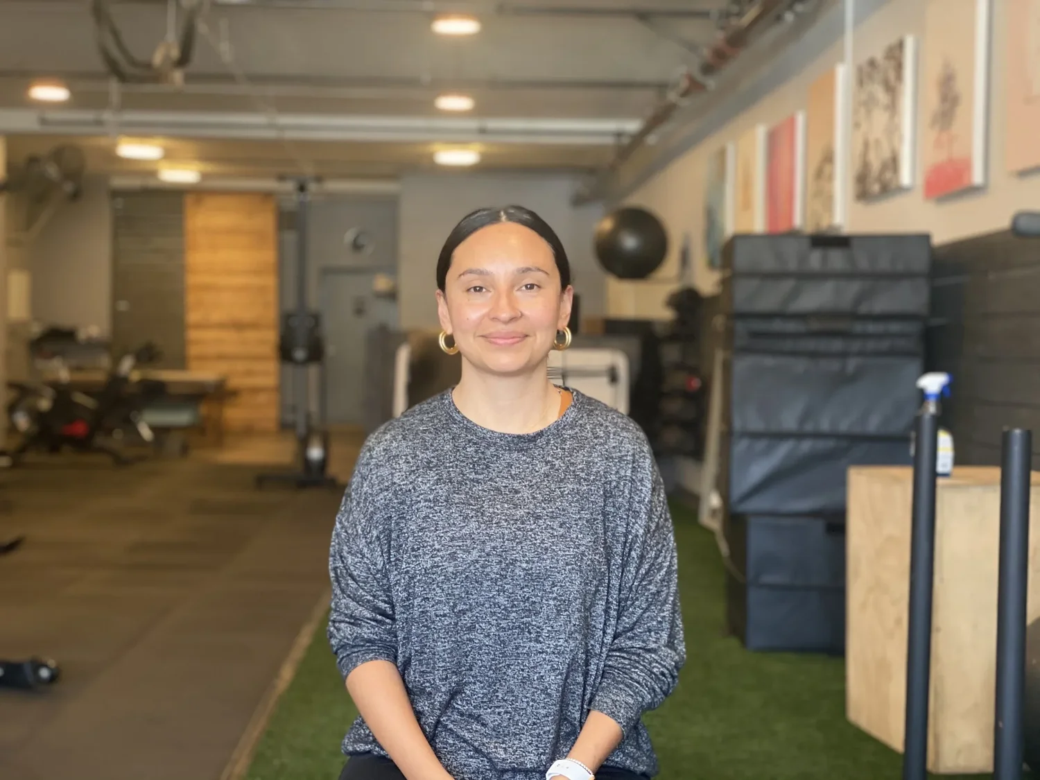 Dr. Mica Flores