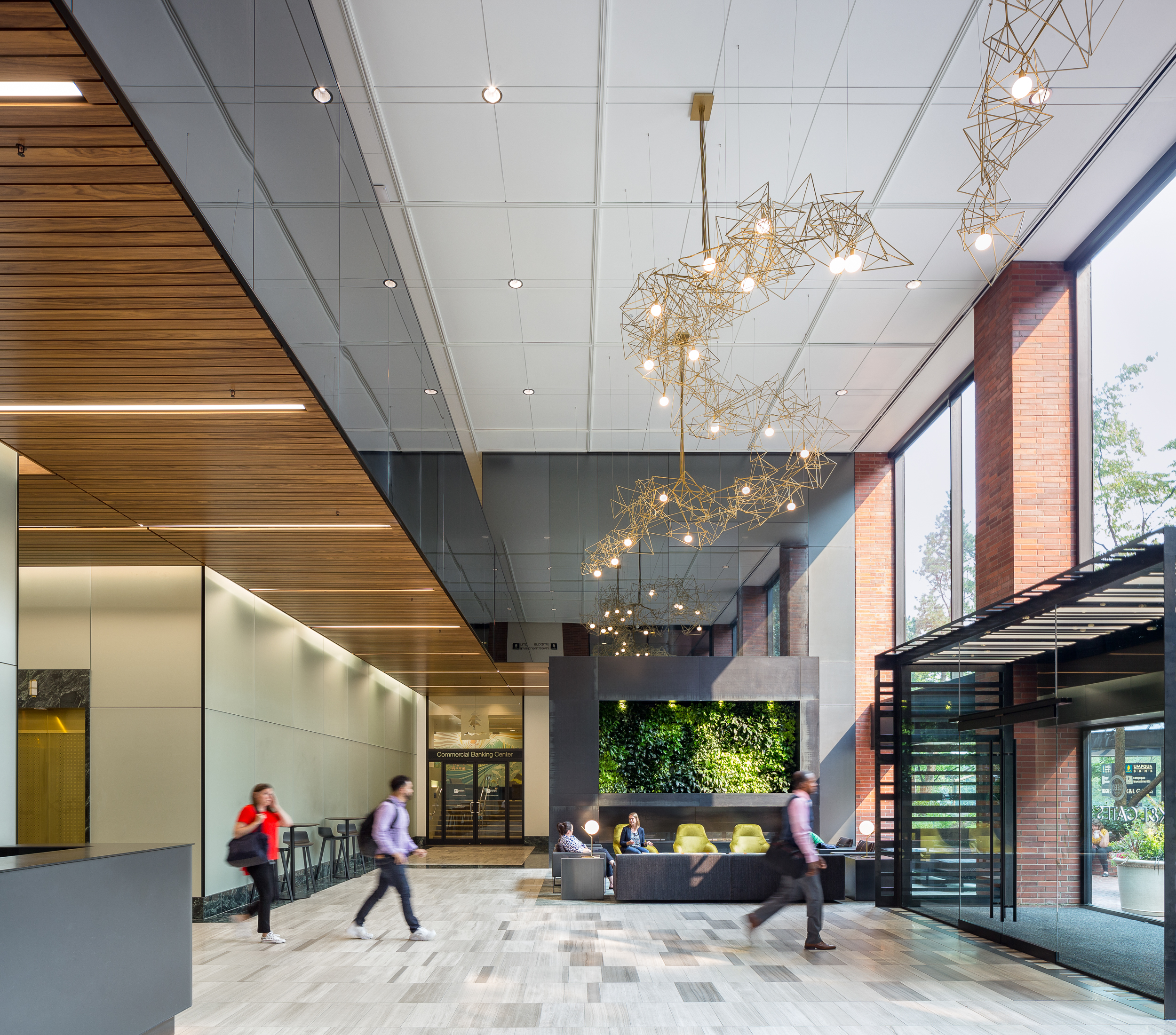  Umpqua Bank Plaza / ZGF Architects 