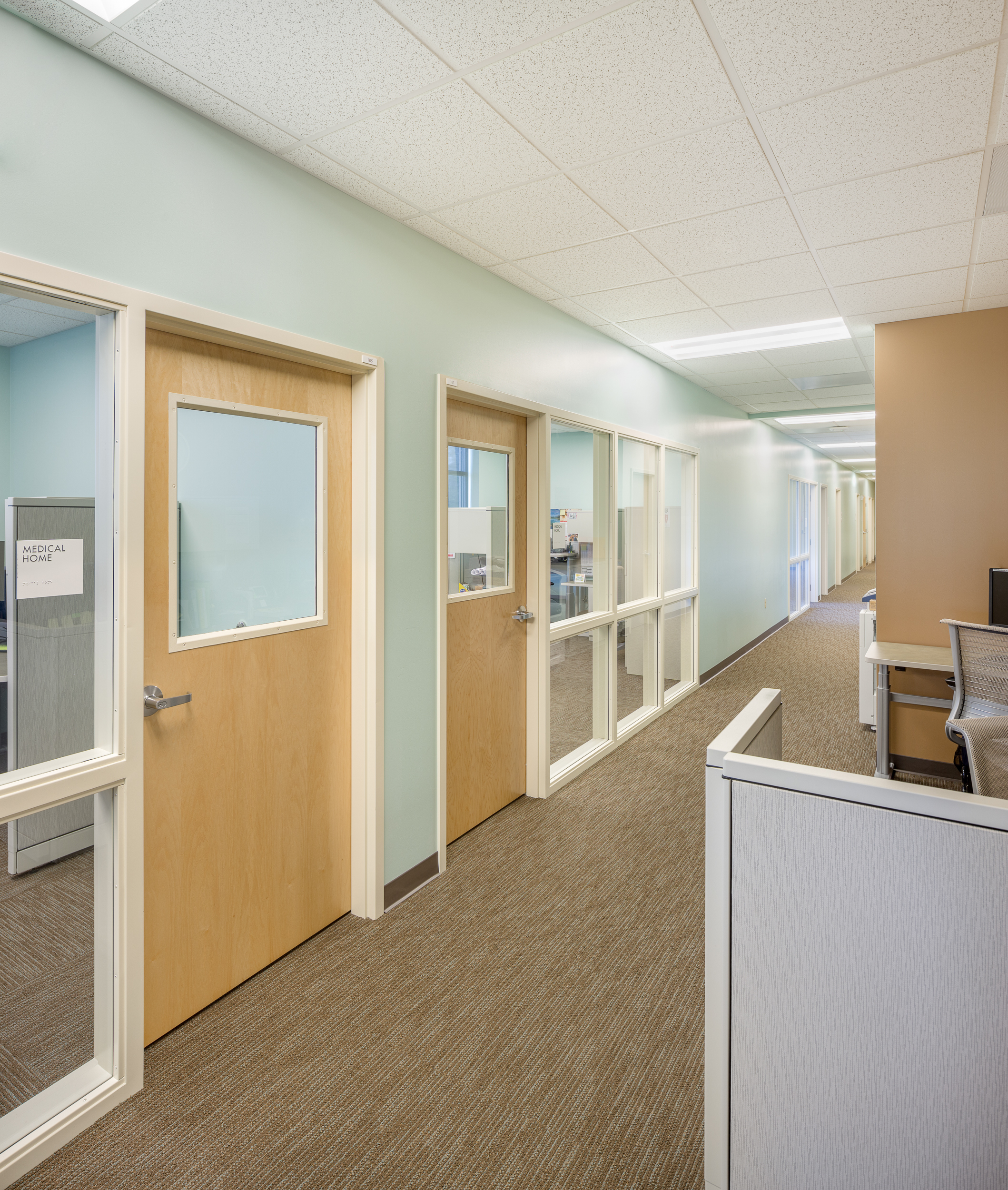10-KaiserPerm-JoshPartee-7511-office.jpg