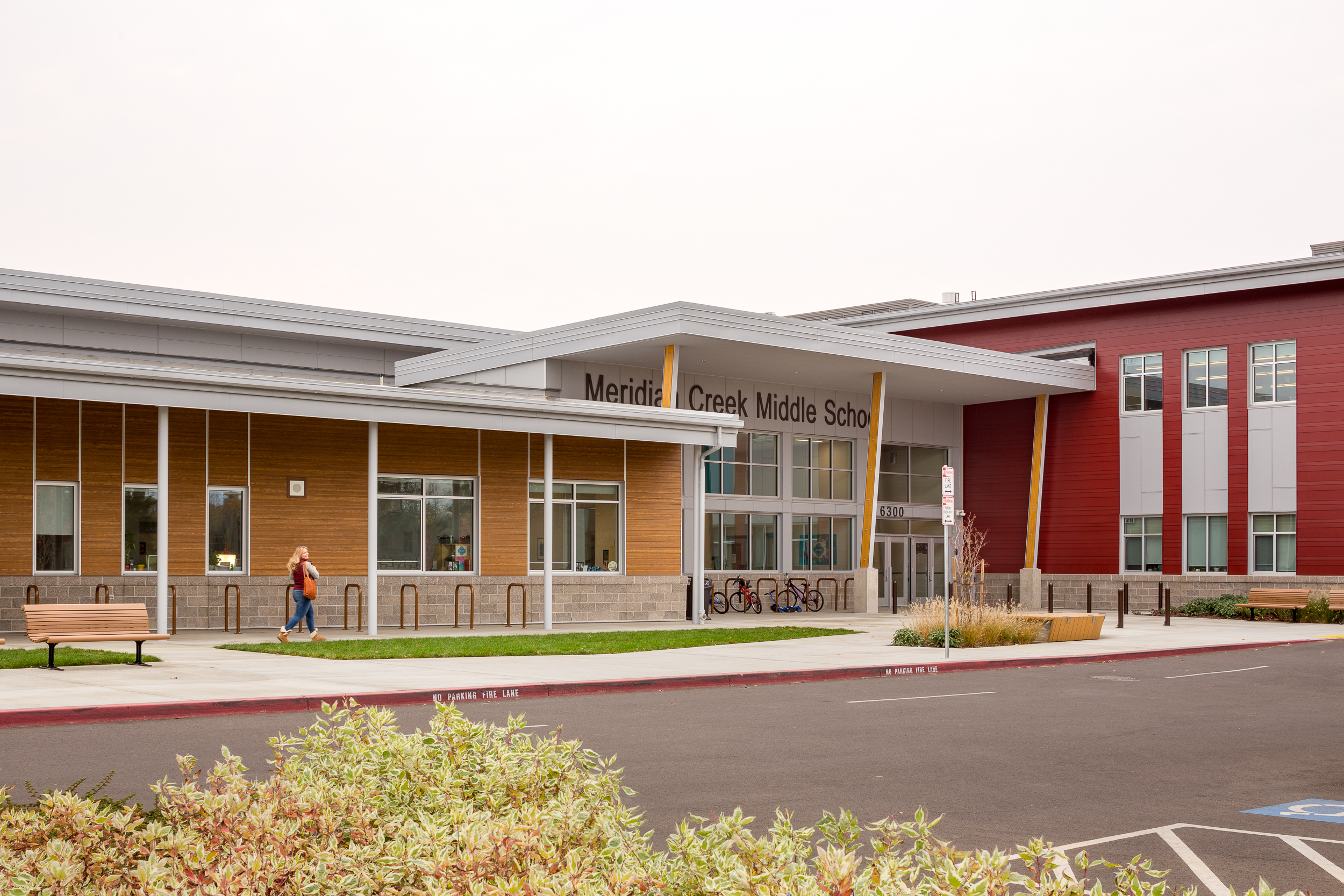 Meridian Creek Middle School / DOWA-IBI Group