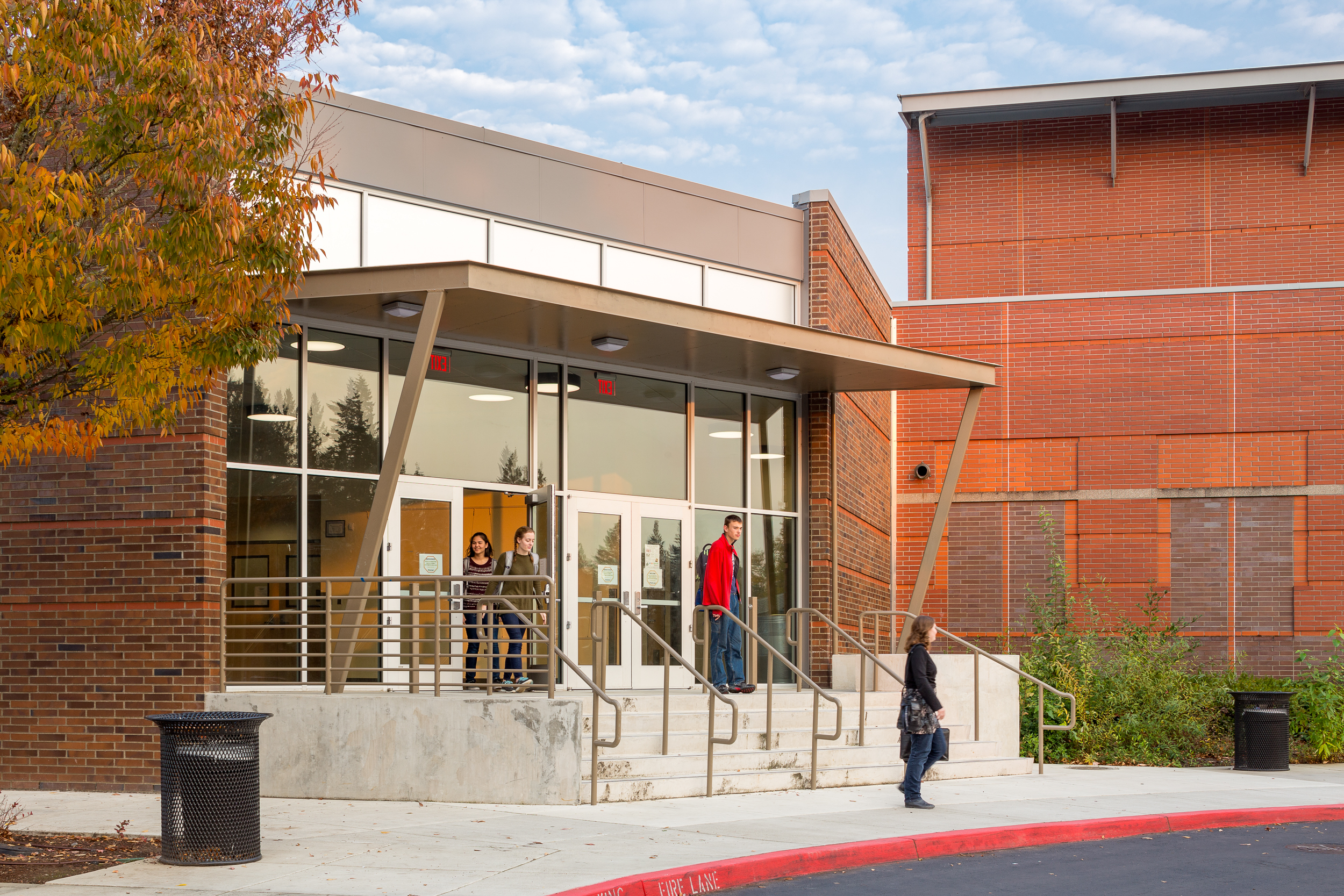 Wilsonville High School, Performing Arts / DOWA-IBI Group