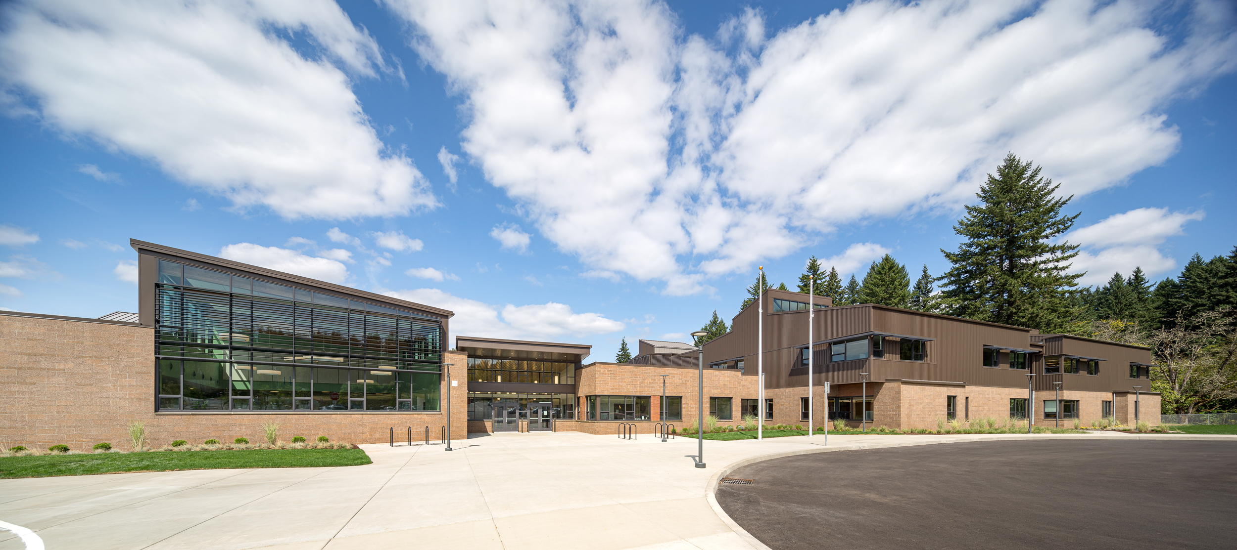  Beatrice Morrow Cannady Elementary School / BRIC Architecture 