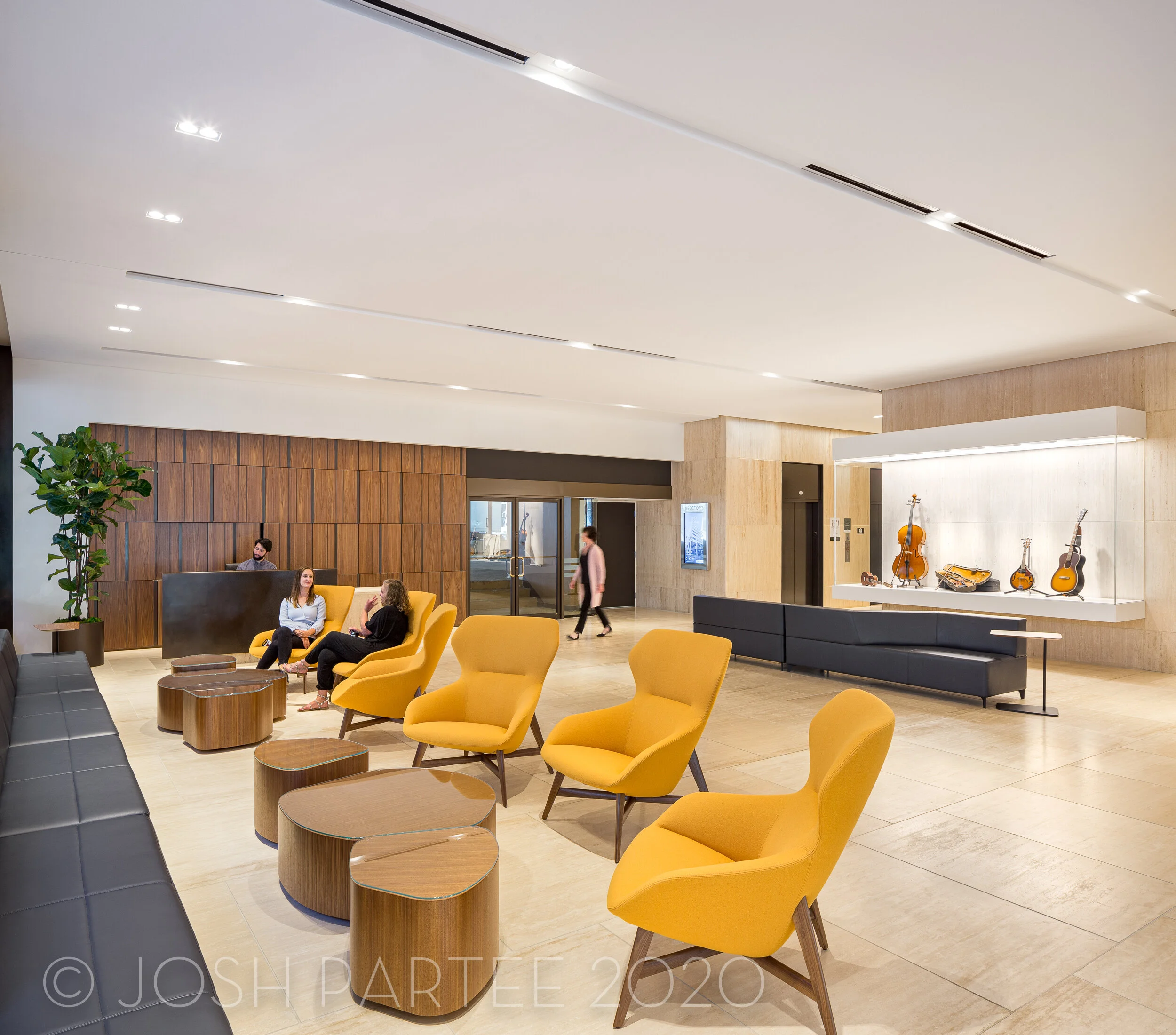01-SW-Columbia-Lobby-JoshPartee-8433.jpg